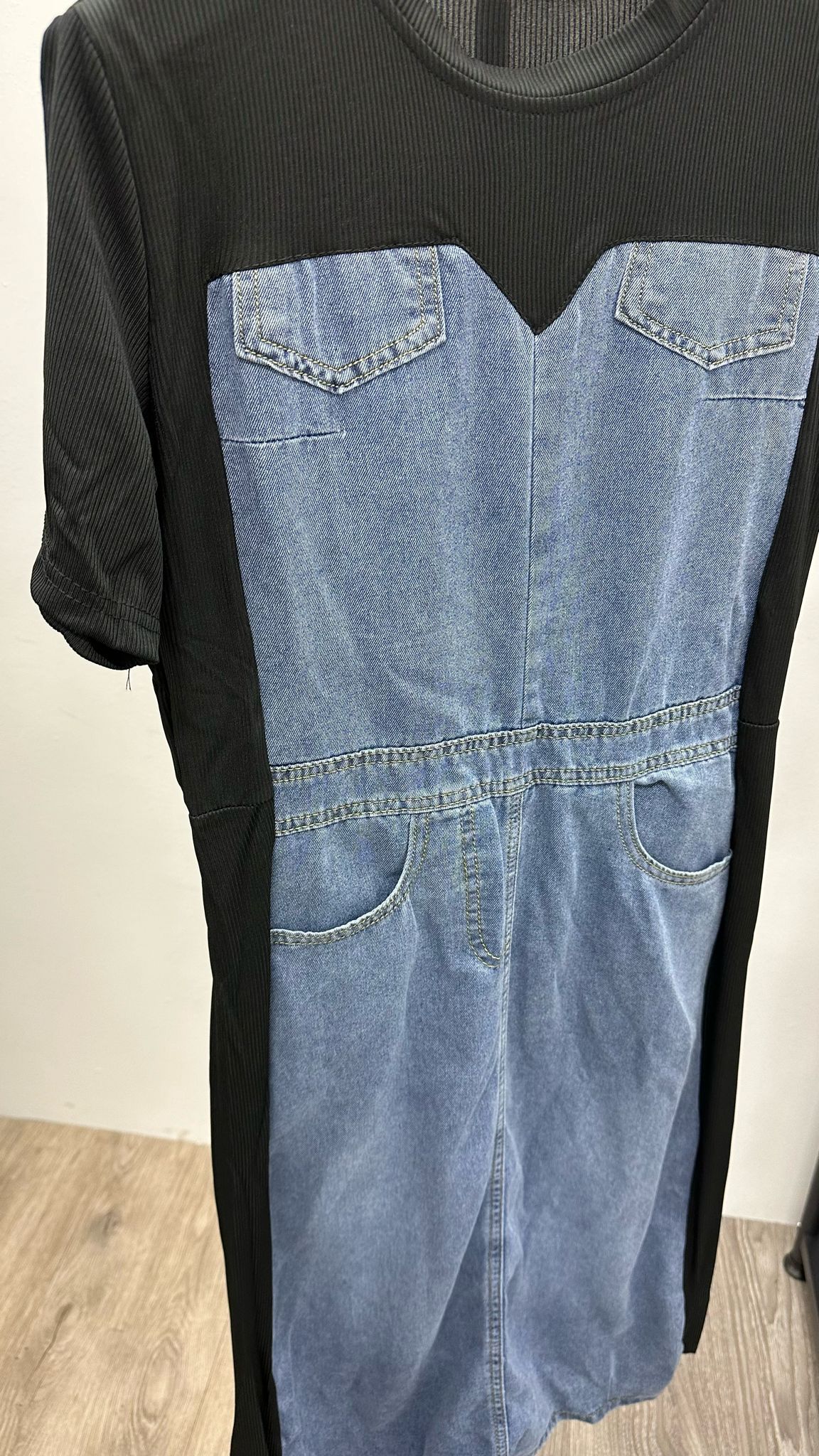 *STAR BUY* (D445)Dress