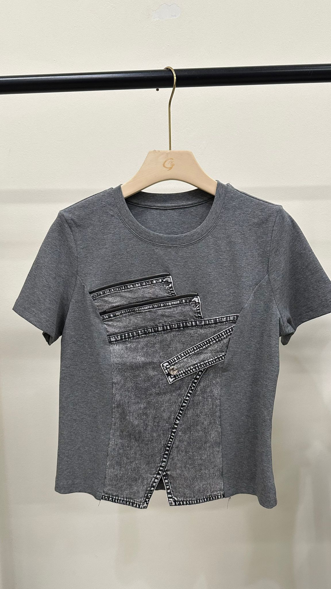 (D4498)Top