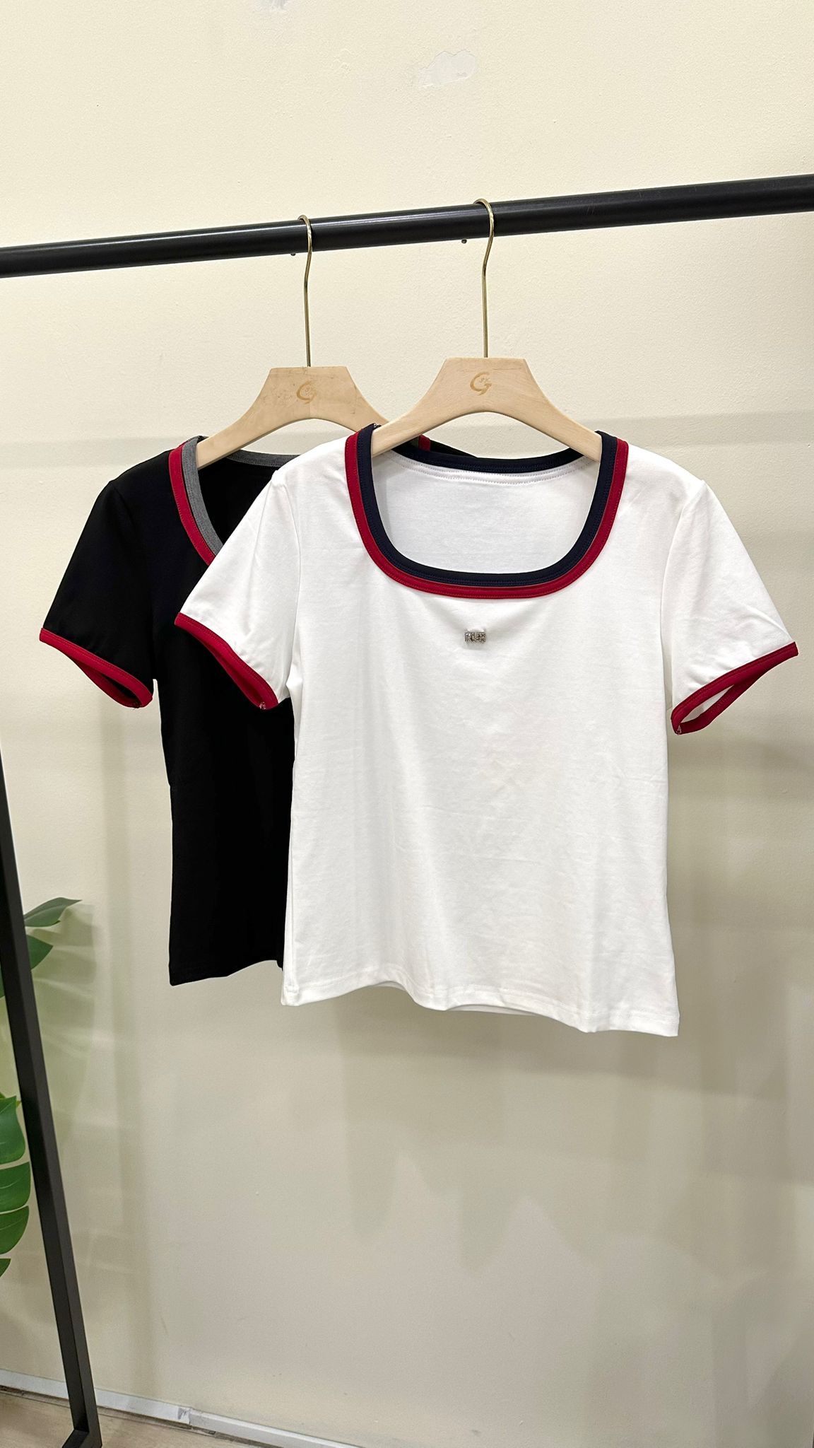 (D4523)Top