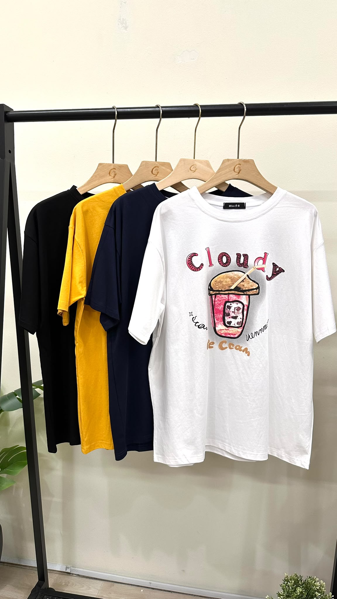 (D4557)Top