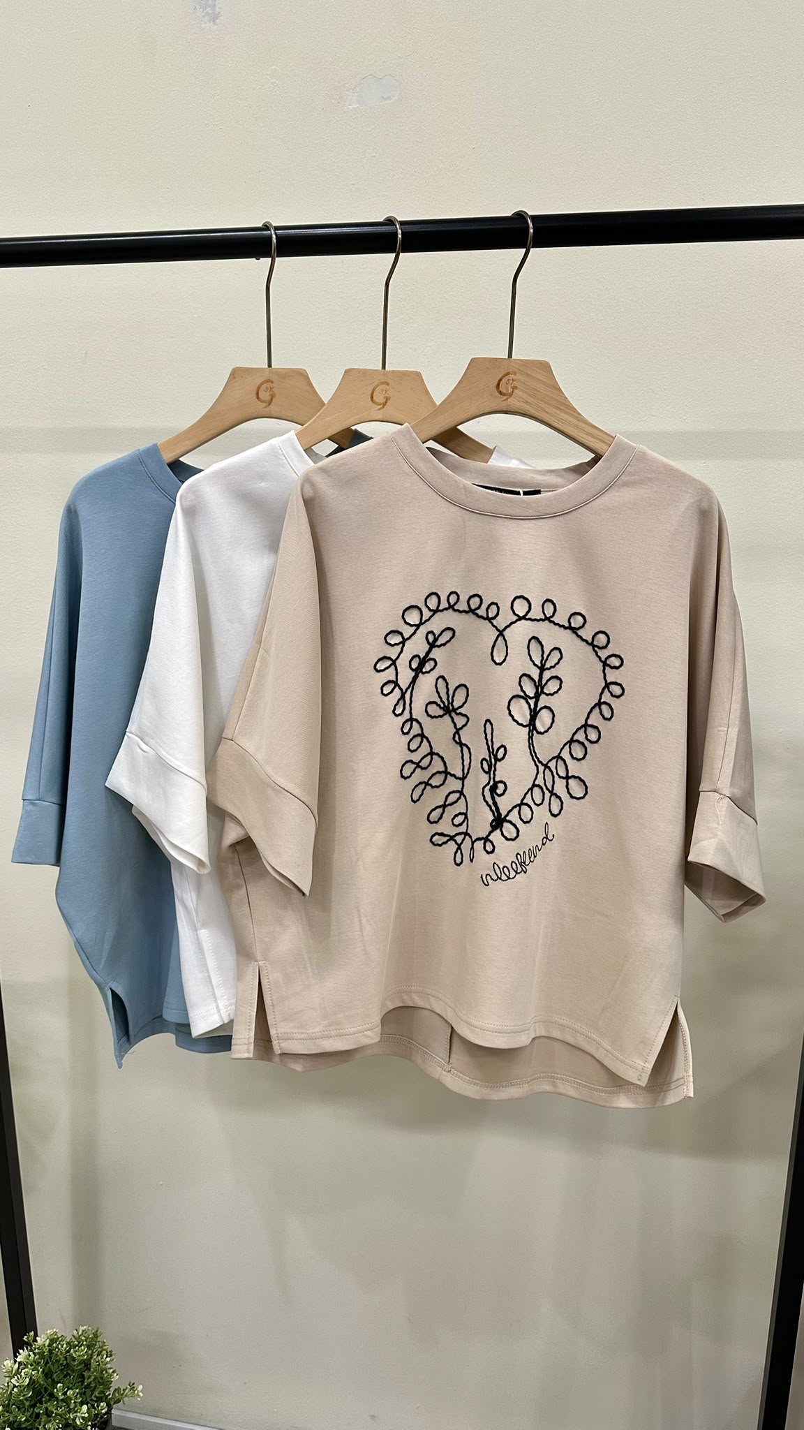 (D4570)Top