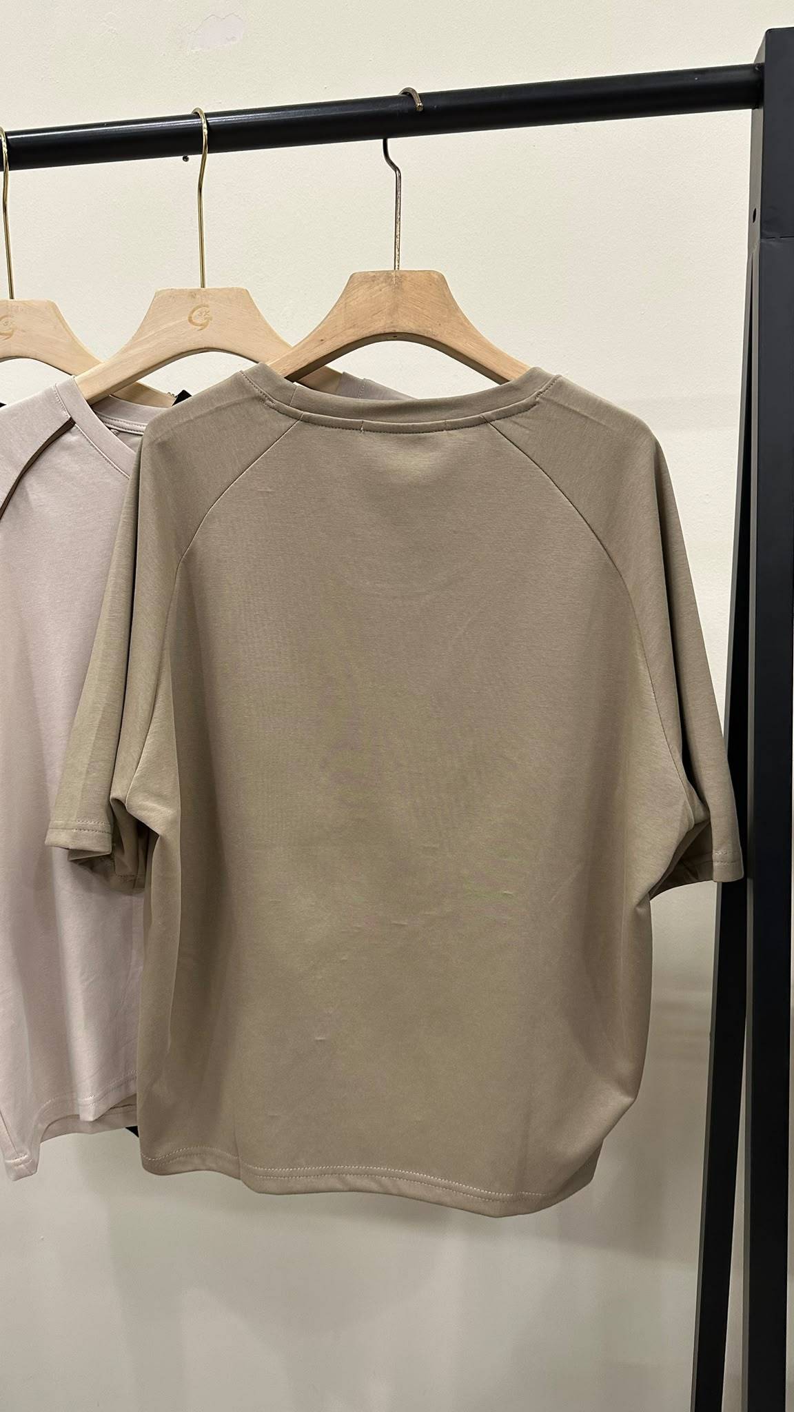 (D4610)Top