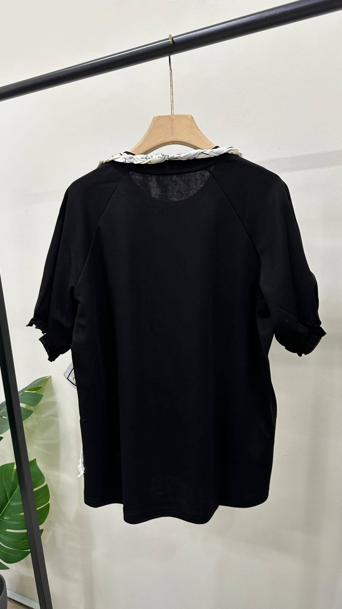 (D4616)Top