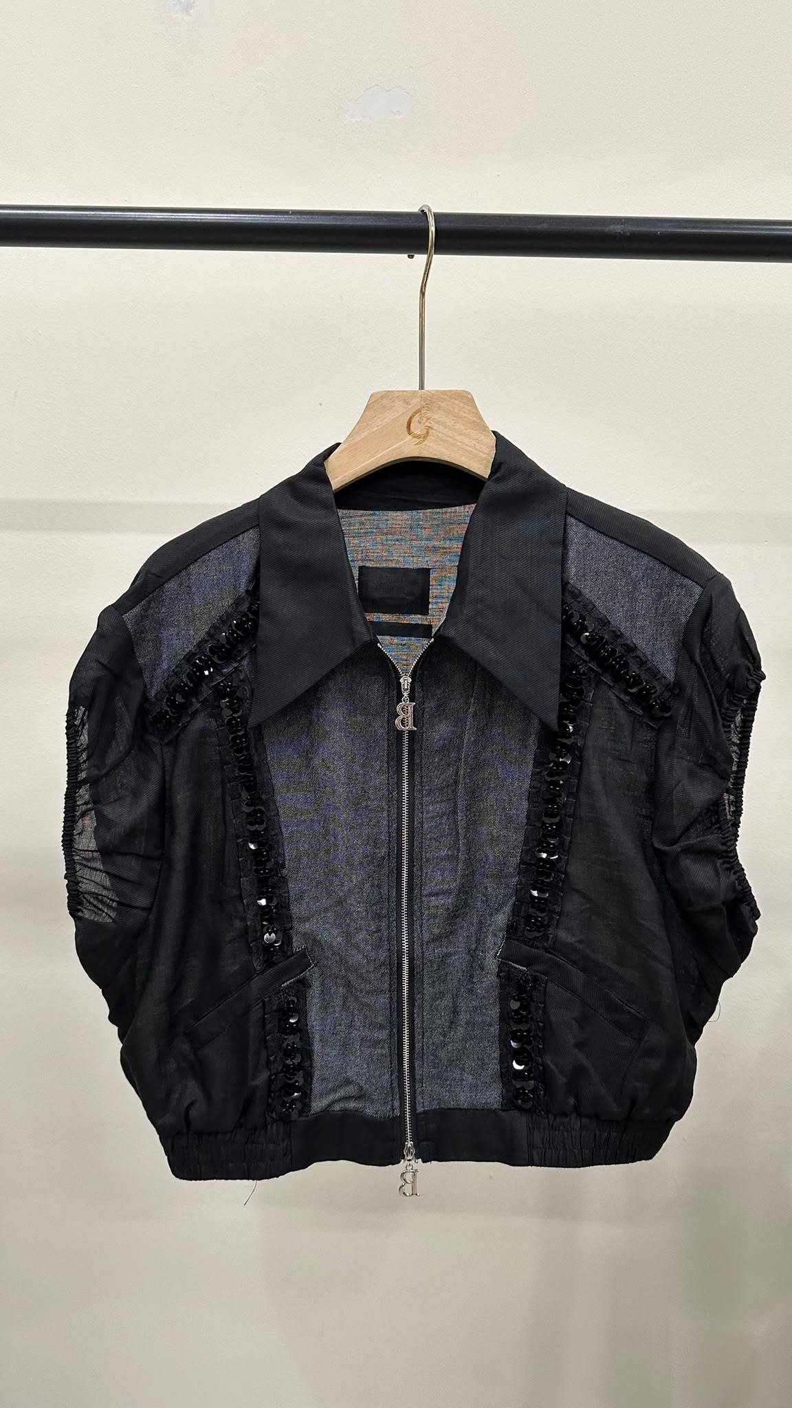 (D4618)Top