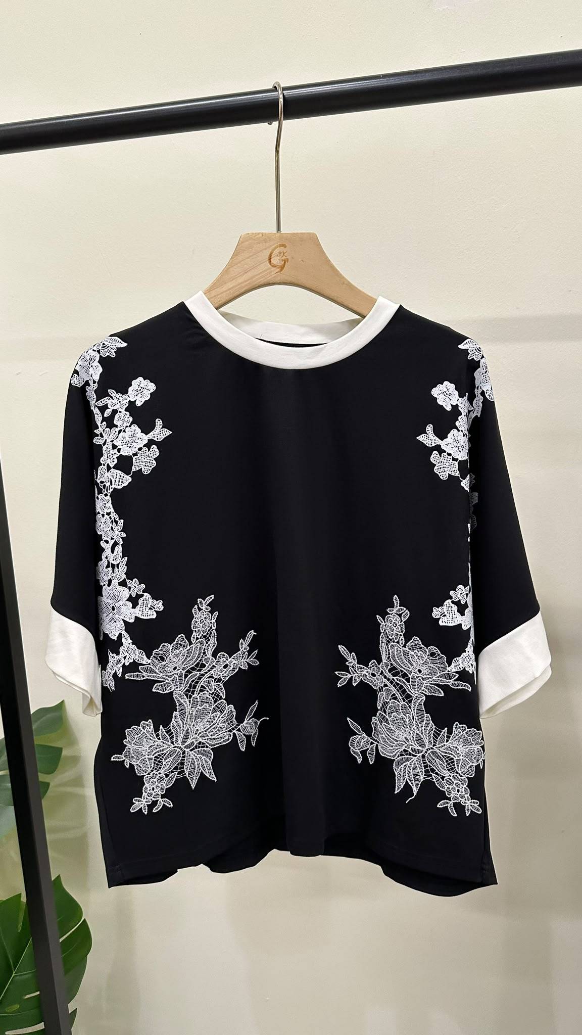(D4626)Top