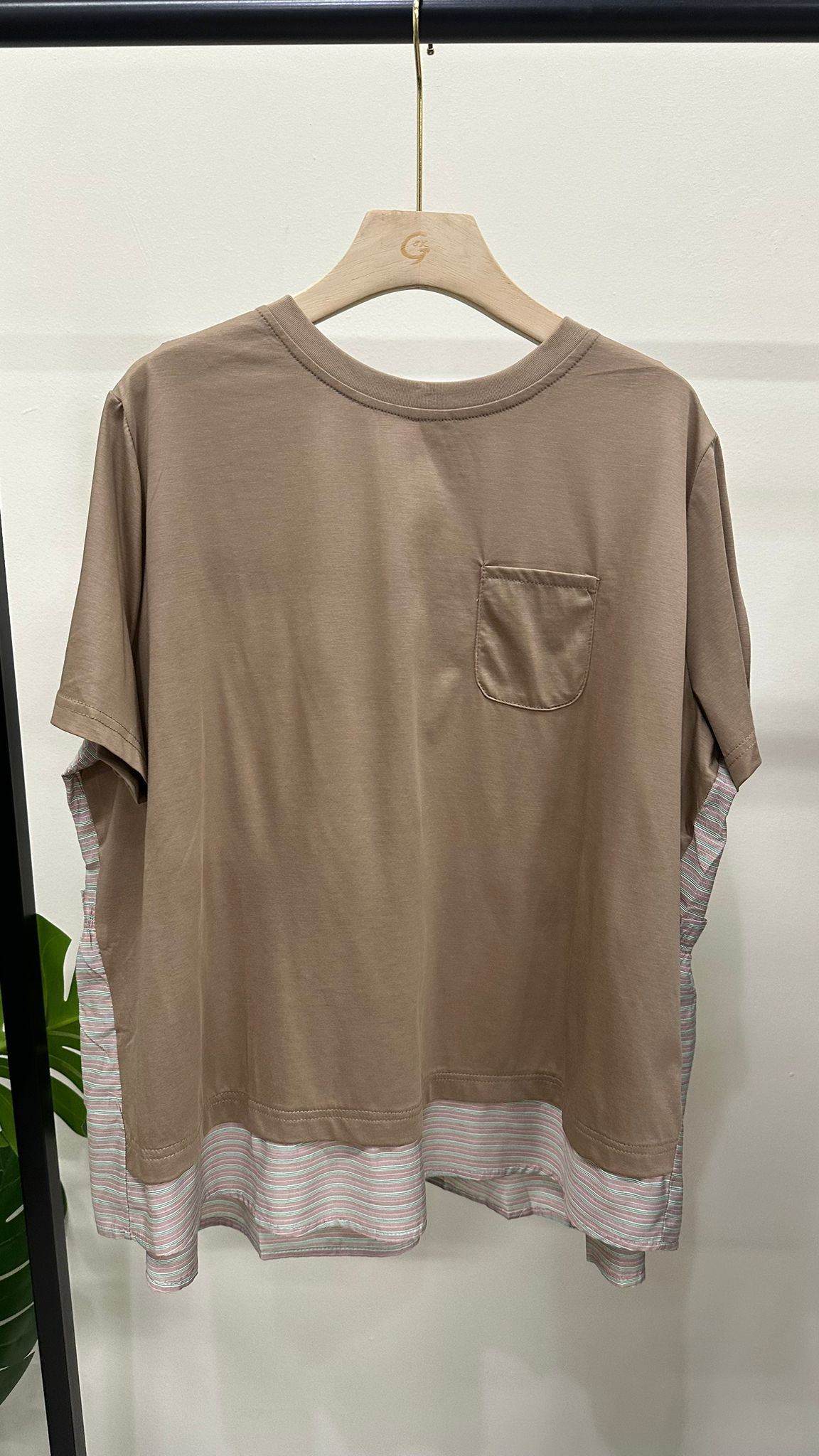 (D4652)Top