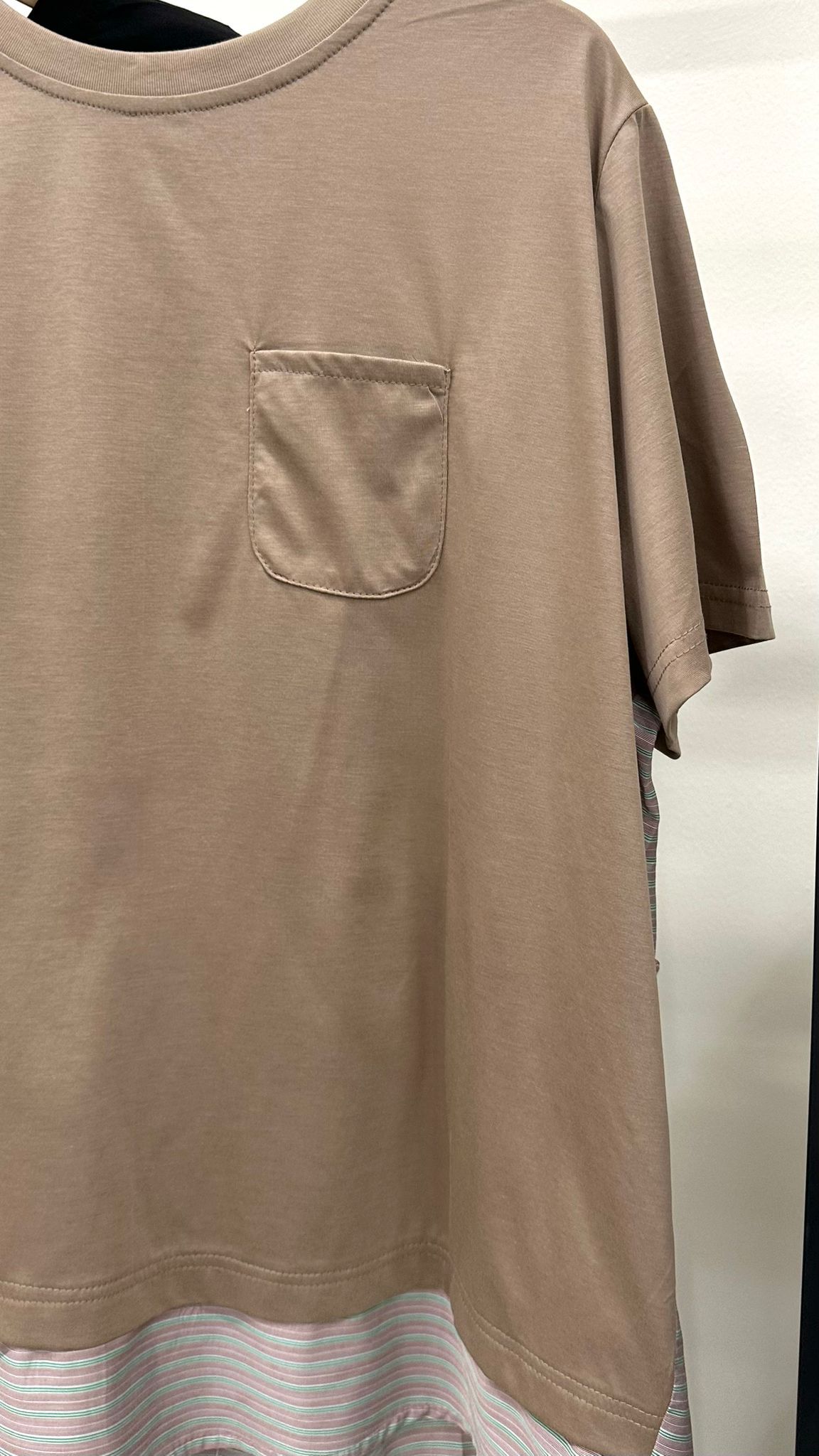 (D4652)Top