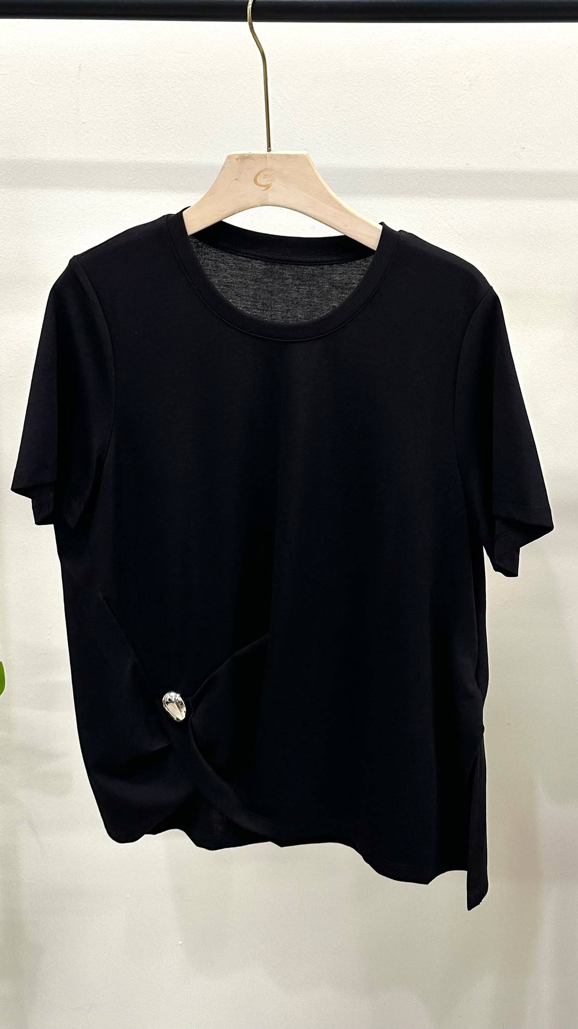 (D4658)Top