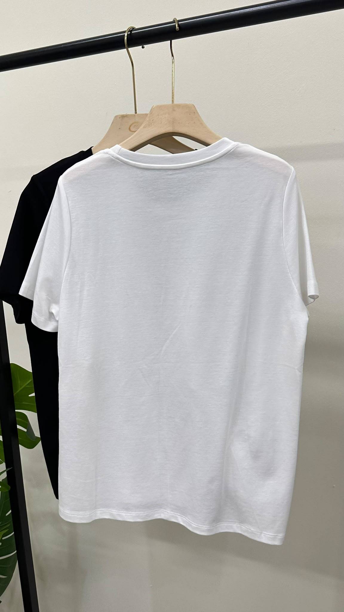 (D4658)Top