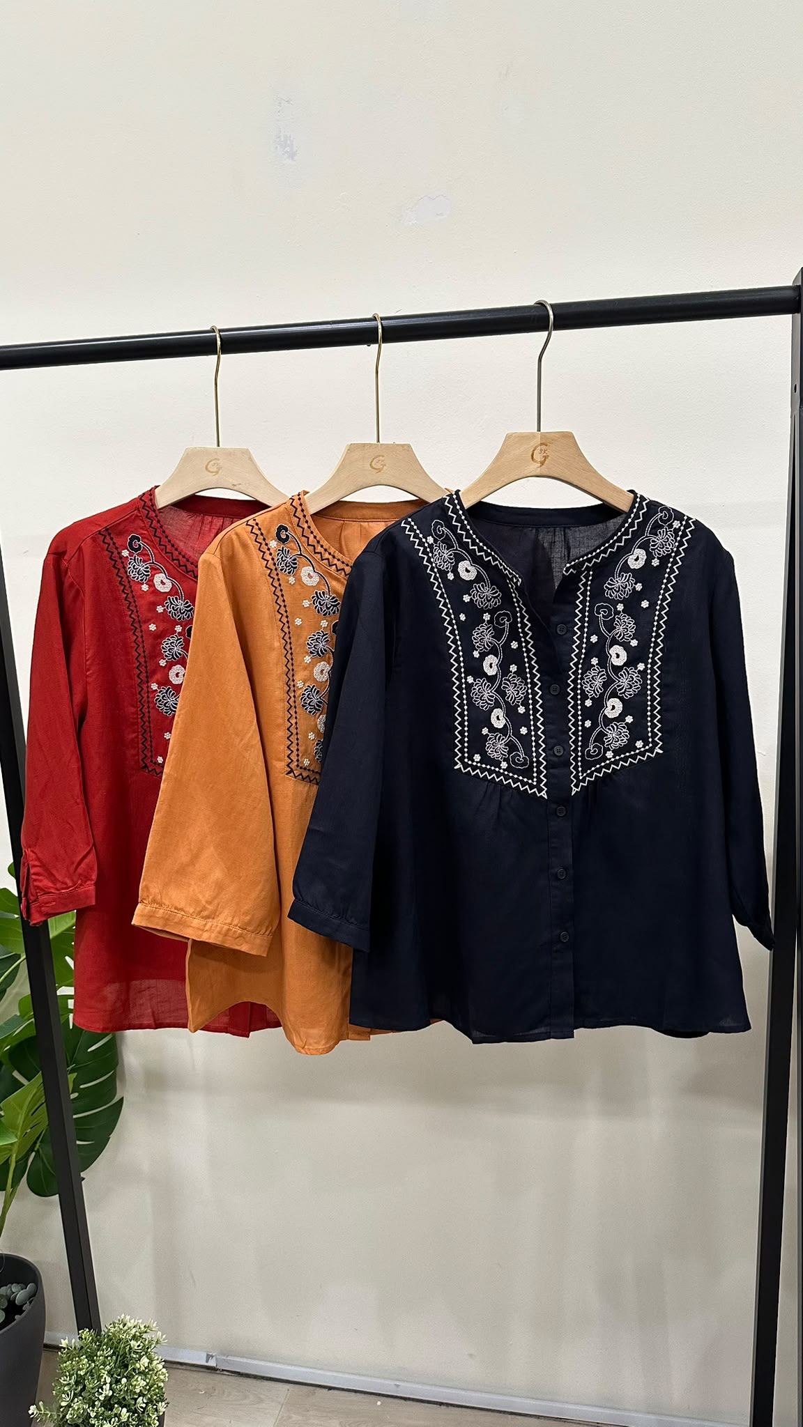 (D4683)Top