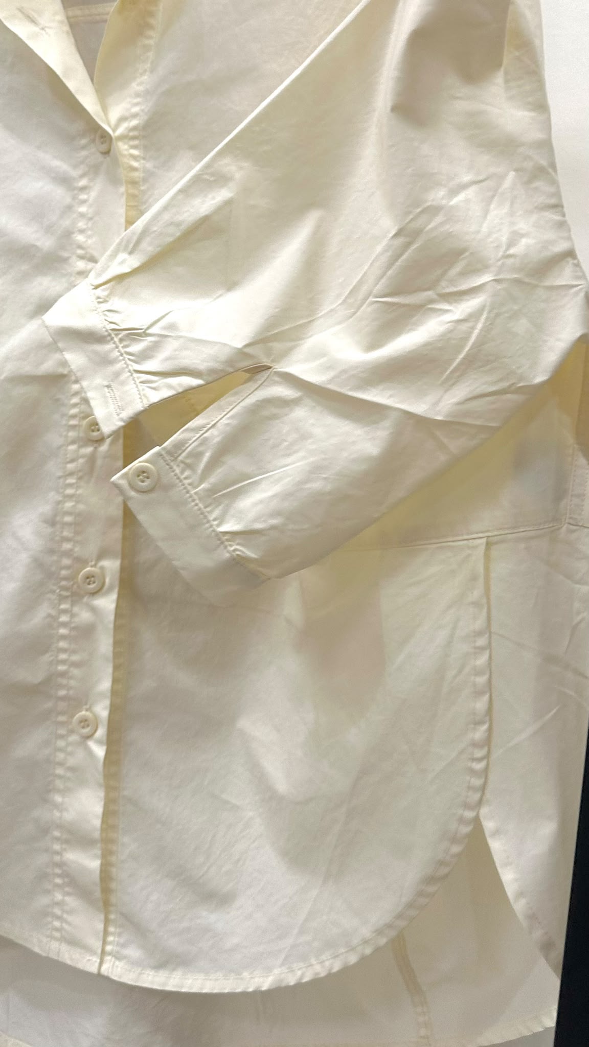 (D4687)Top