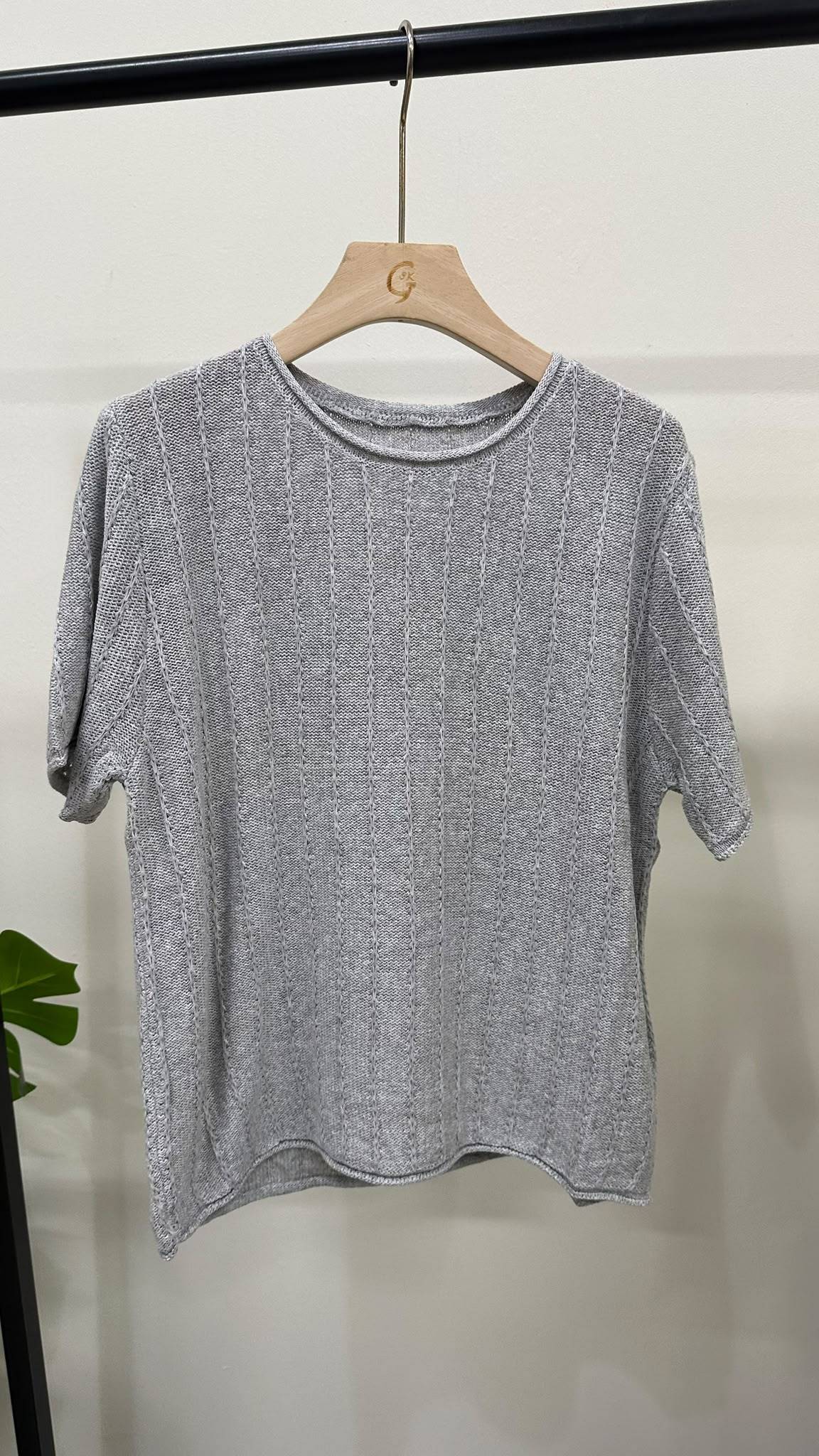 (D4704)Knitted Top