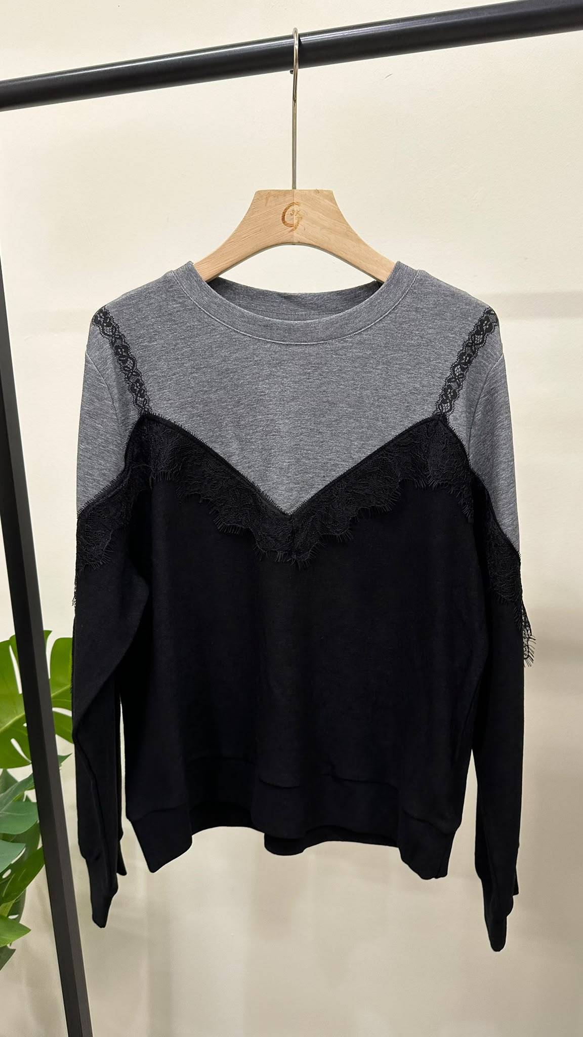 (D4712)Top