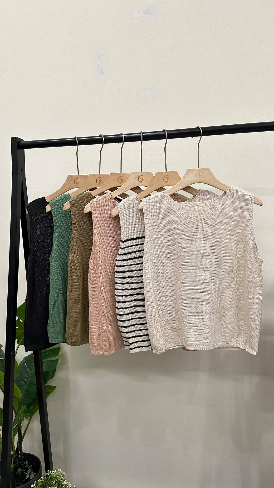 (D4723)Knitted Top