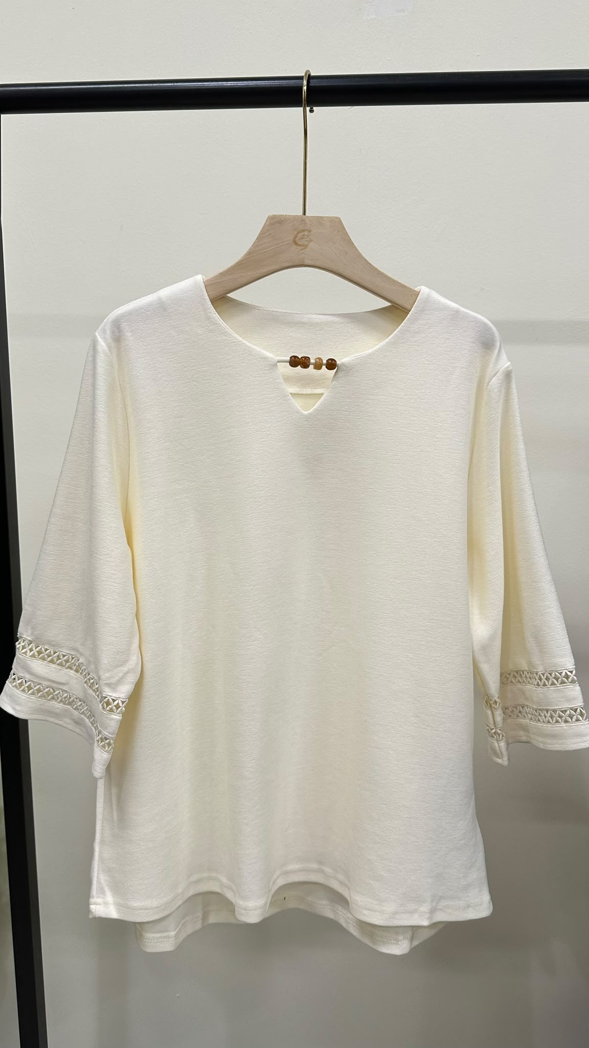 (D4732)Top