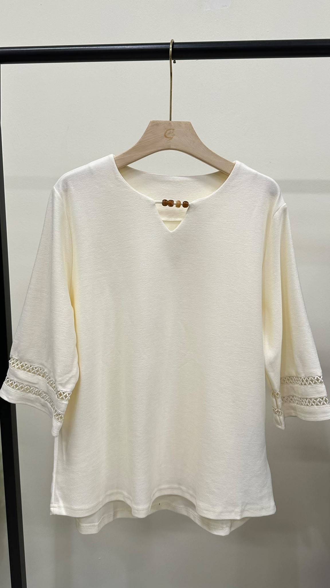 (D4732)Top