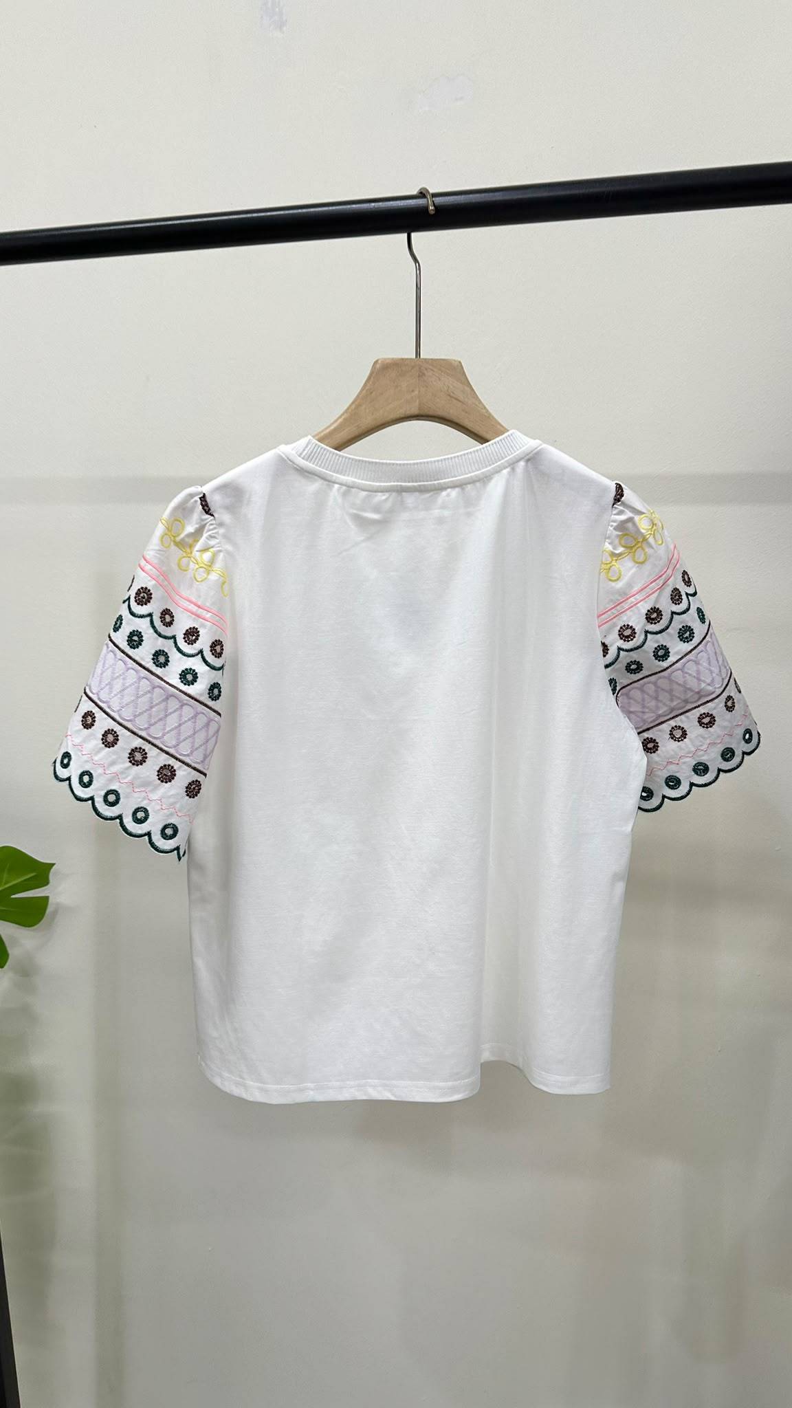 (D4736)Top