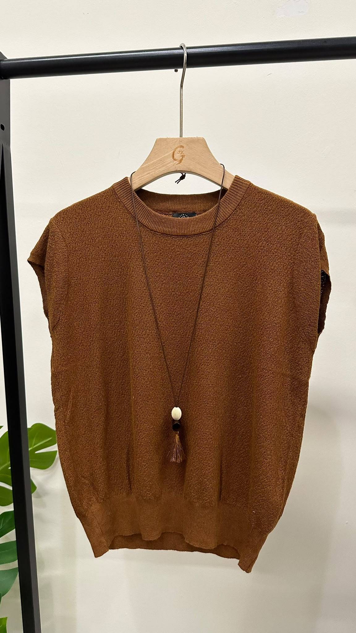 (D4737)Knitted Top