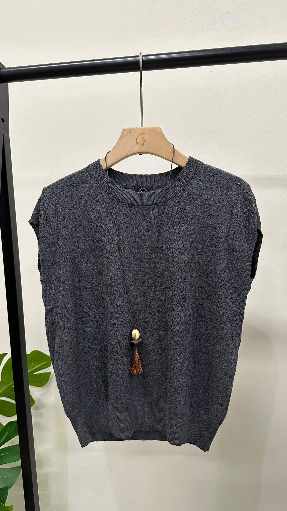(D4737)Knitted Top