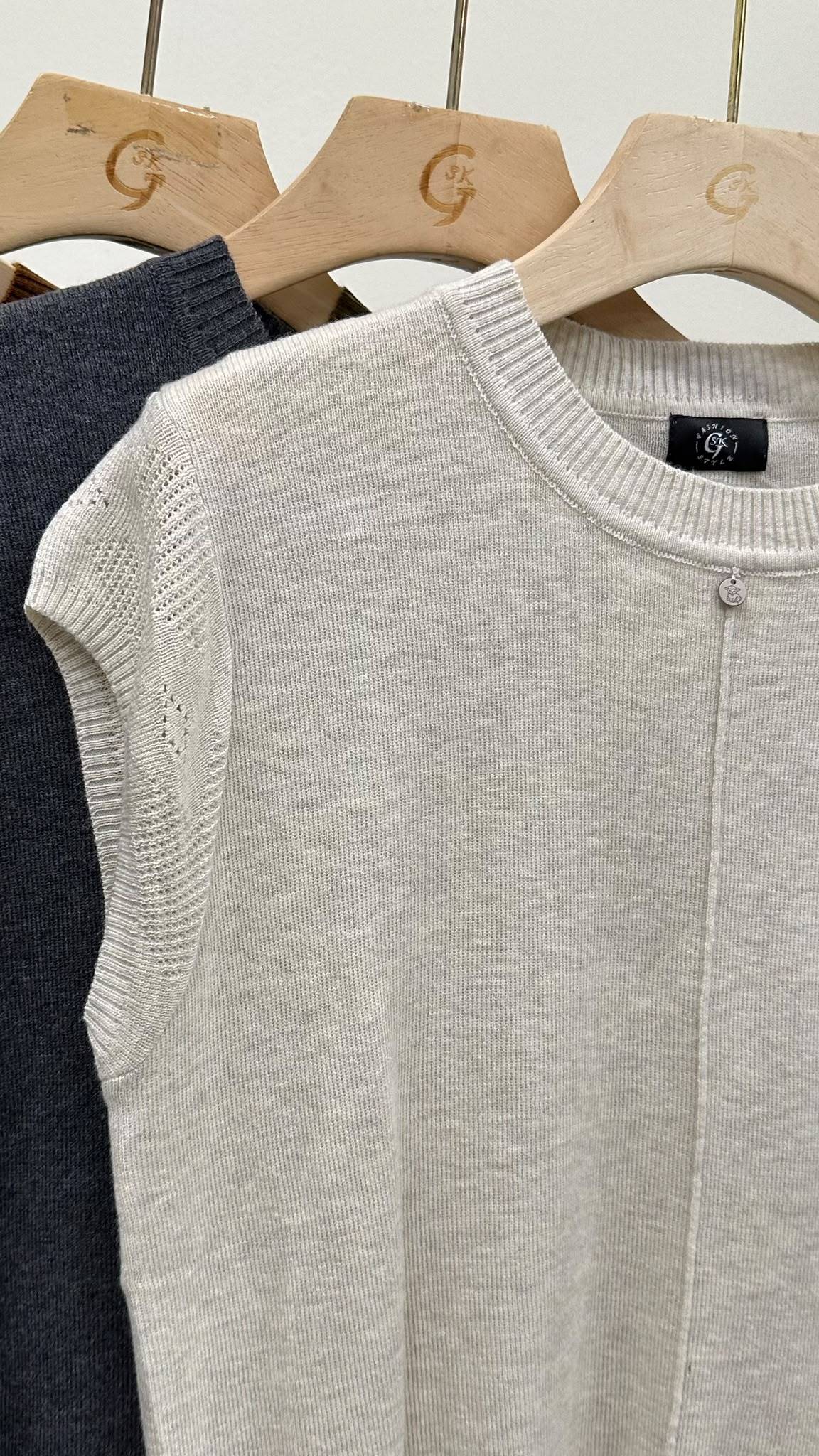 (D4738)Knitted Top