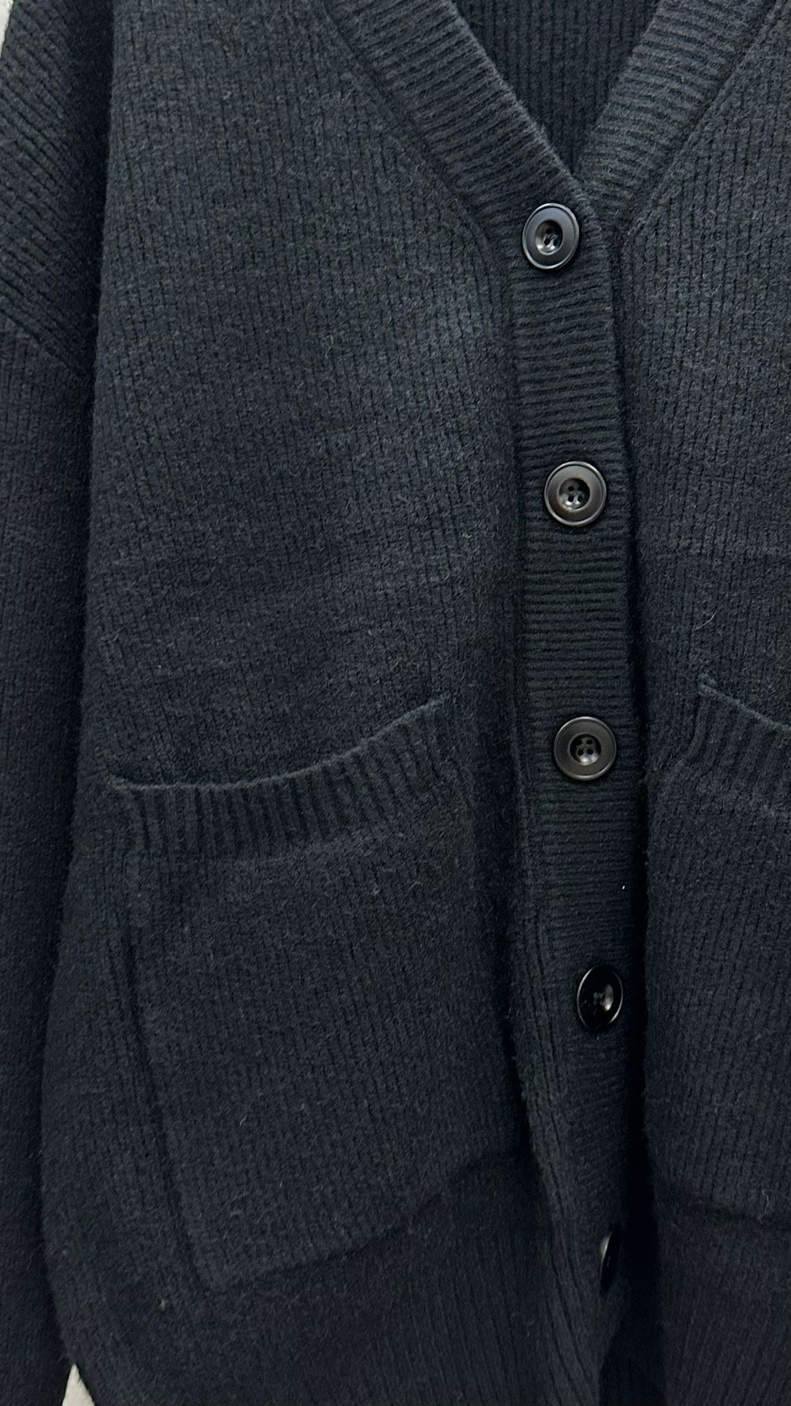 (D5)Knitted Cardigan