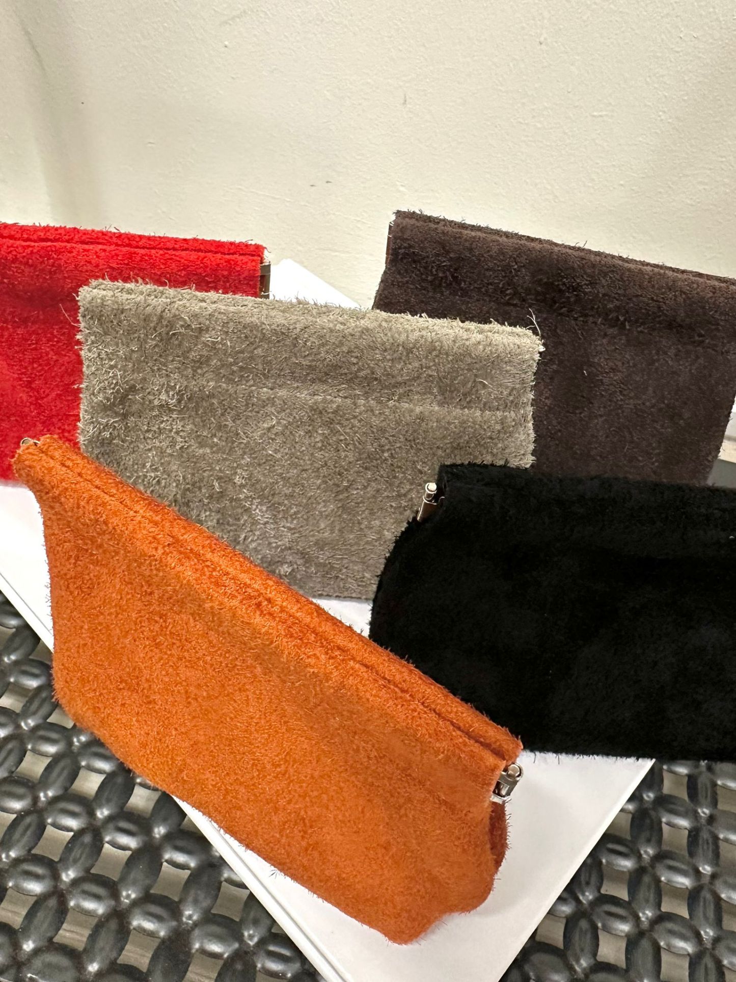 (D5)Velvet Leather Pouch