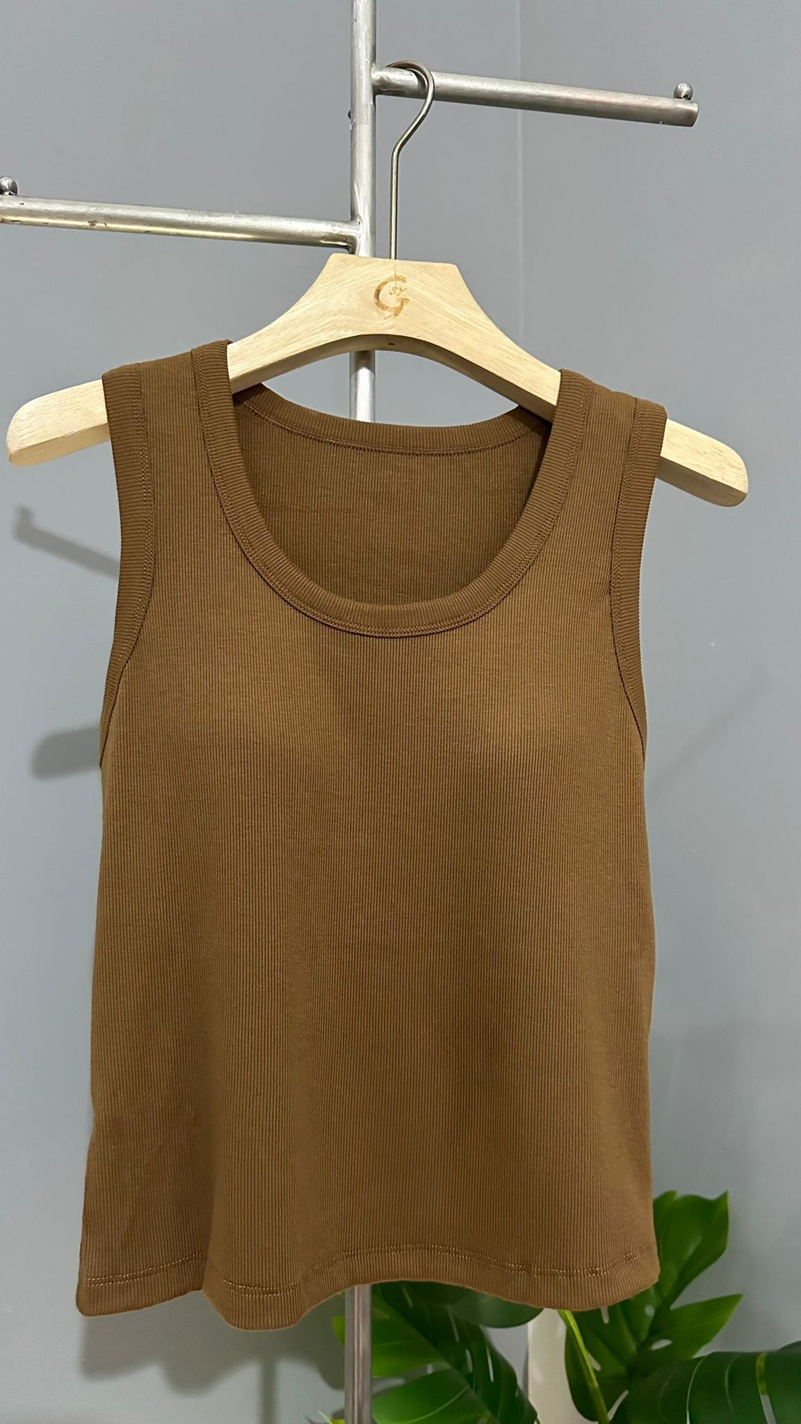 *STAR BUY* (D9)Camisole