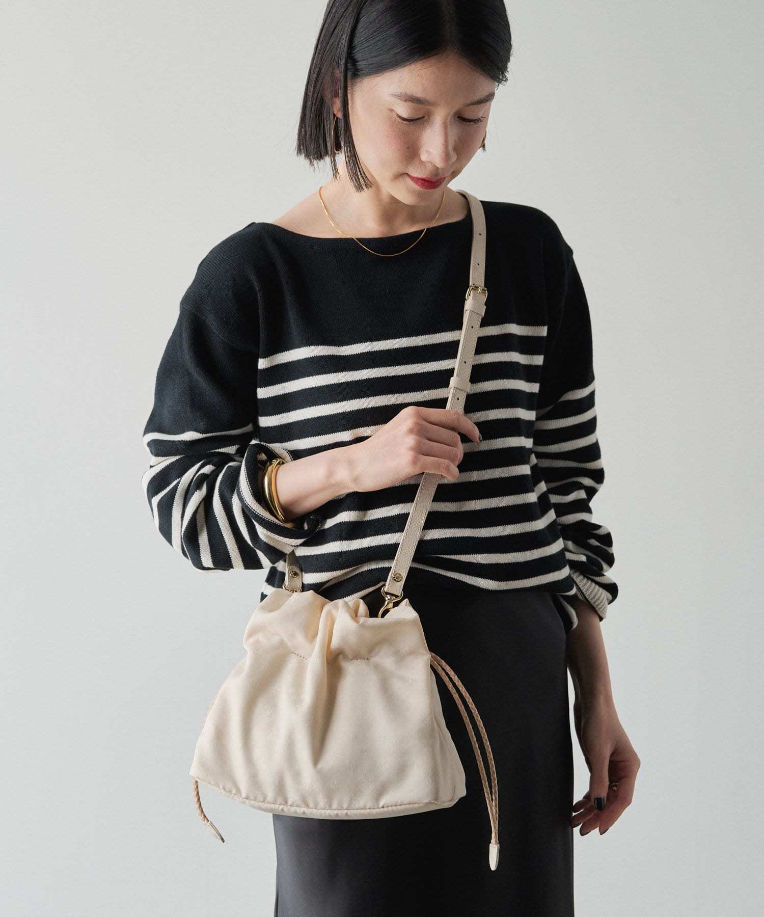 Russet Drawstring shoulder bag