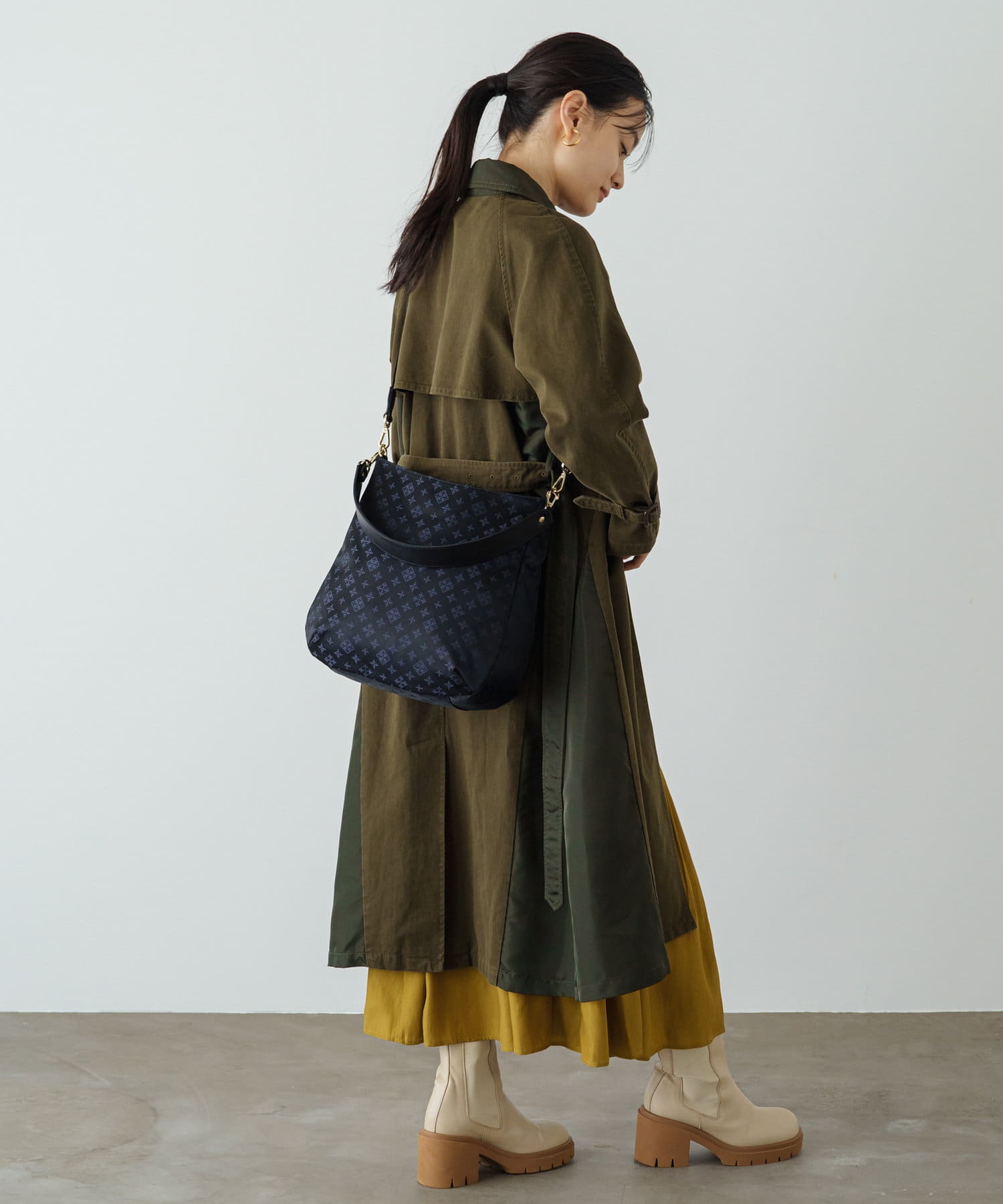 *4-6 WEEKS* (1178)Russet Large Shoulder Bag (Nylon Jacquard)