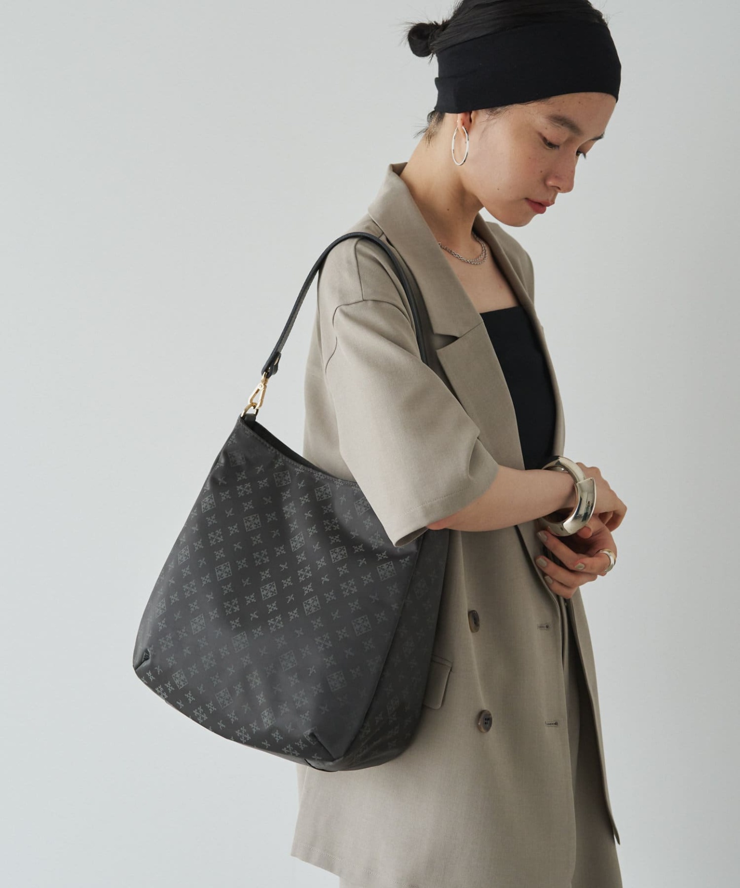 *4-6 WEEKS* (1178)Russet Large Shoulder Bag (Nylon Jacquard)