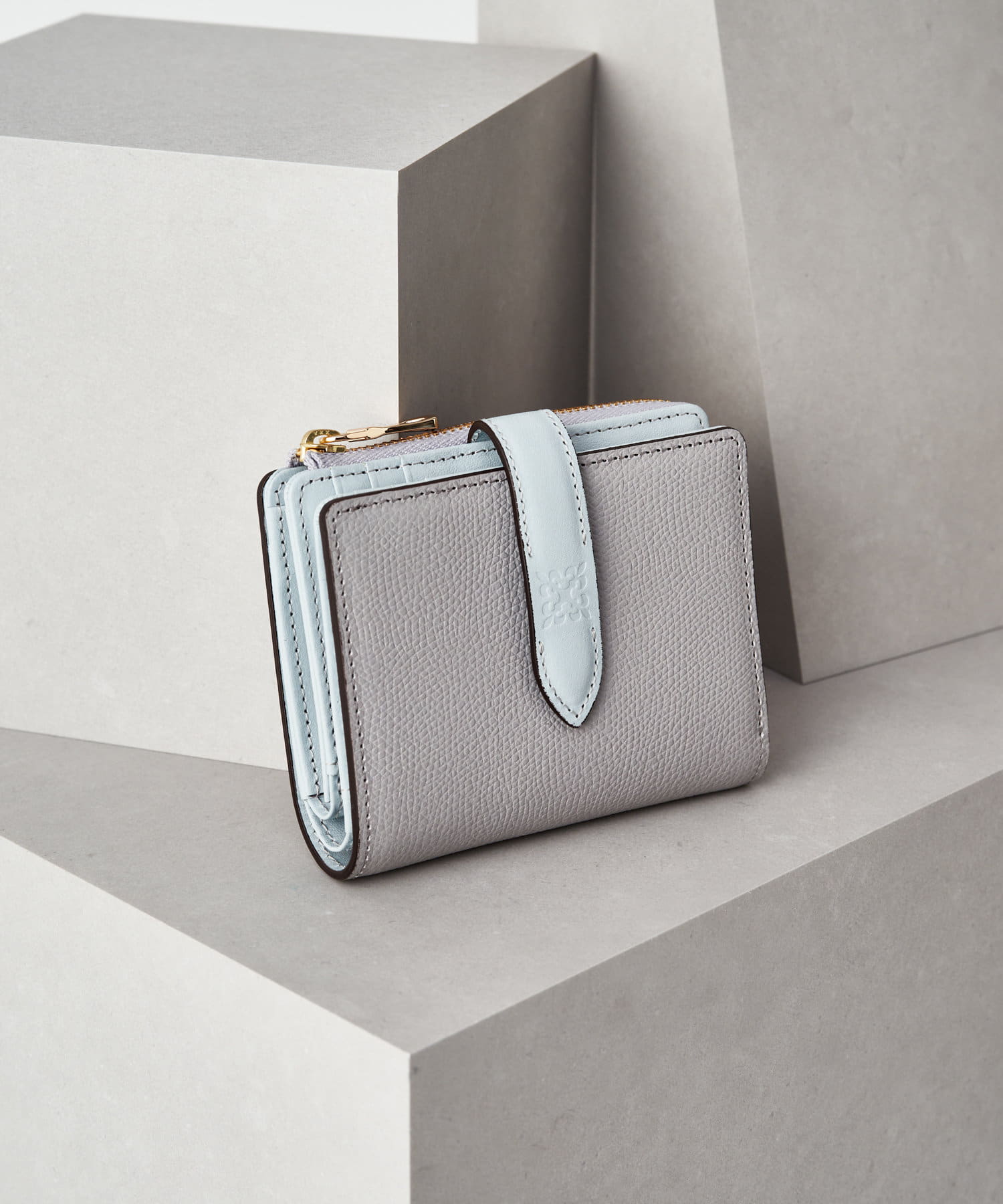 Russet Leather Belt Half Wallet