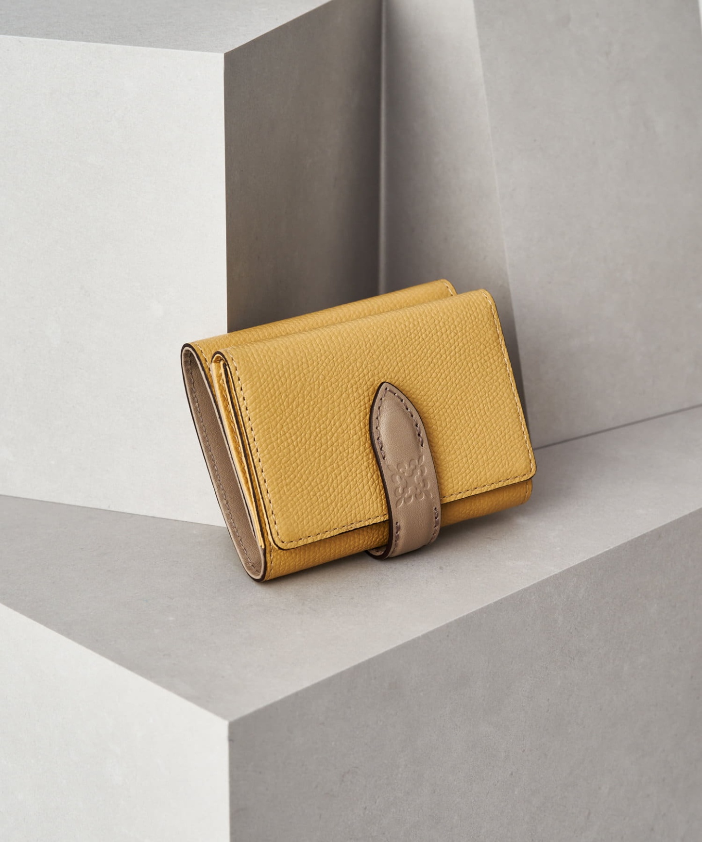 Russet Leather Belt Trifold Wallet
