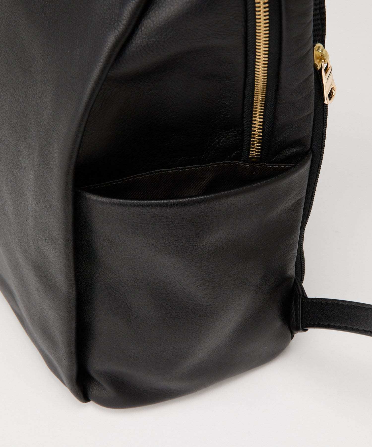 *4-6 WEEKS* (1373)Russet Leather backpack