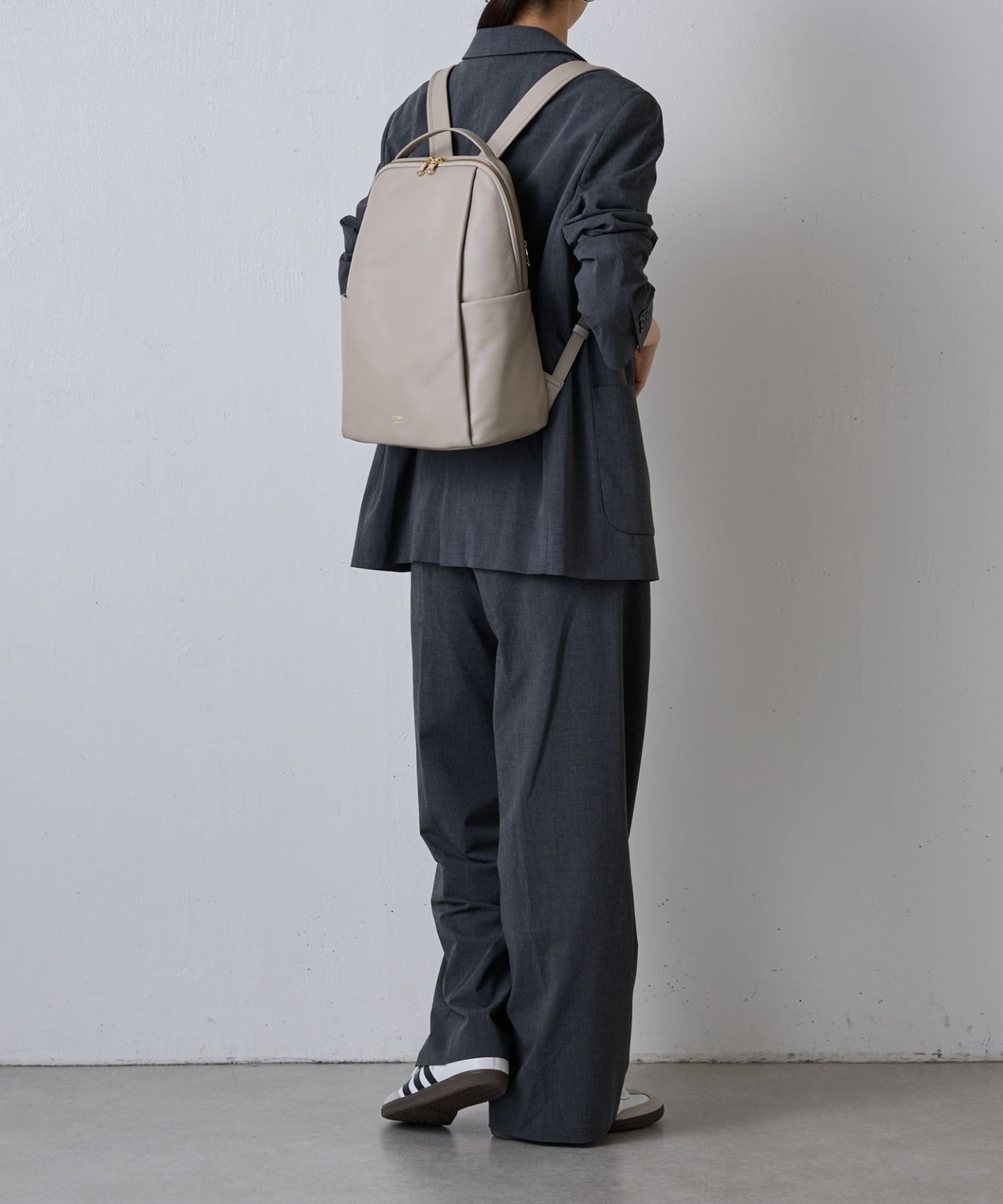 *4-6 WEEKS* (1373)Russet Leather backpack
