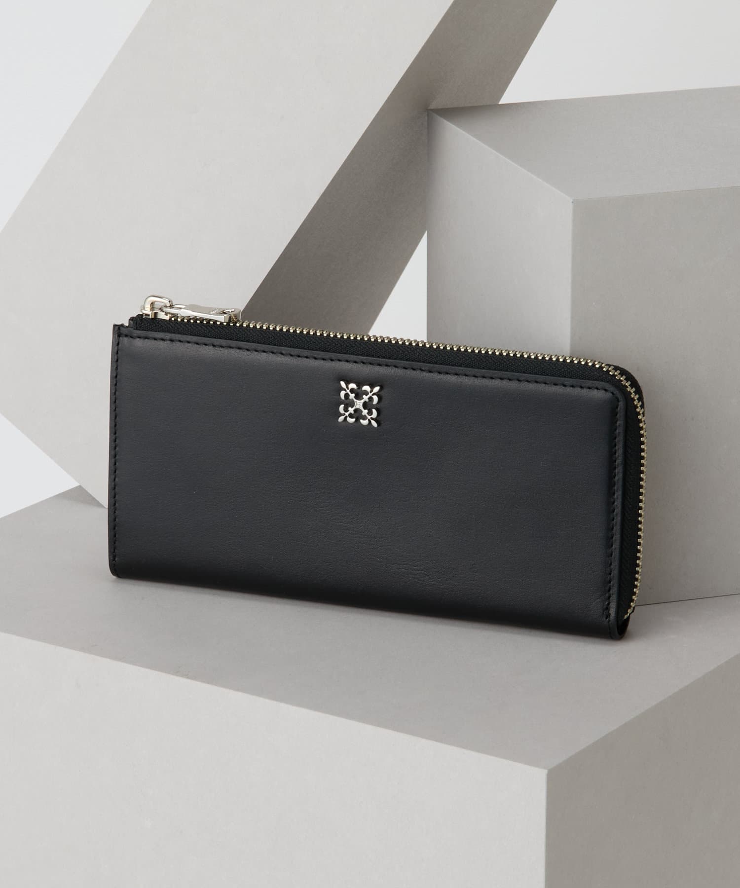 Russet Mini monogram plate long wallet