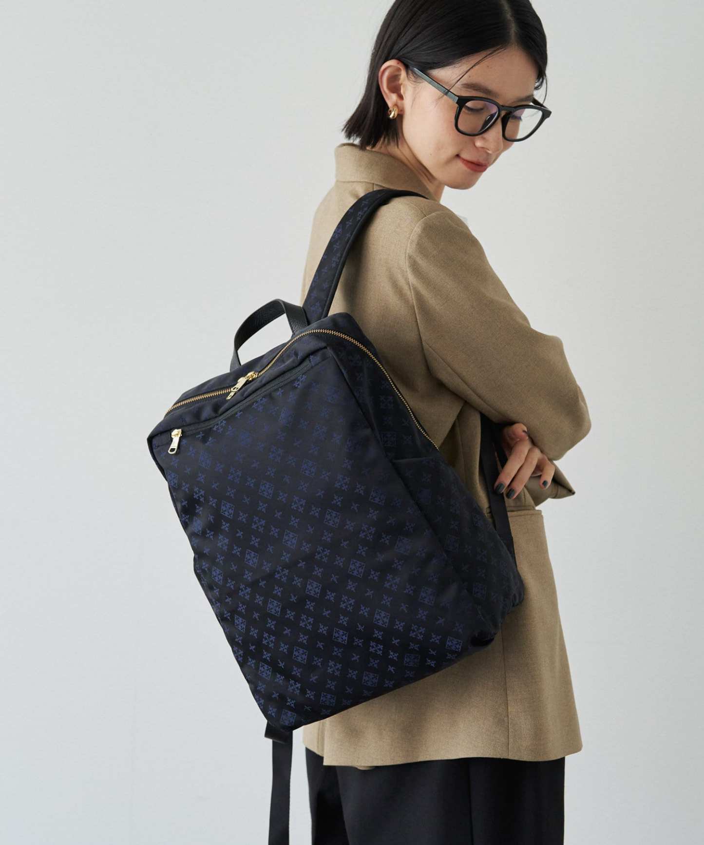 Russet Multifunctional backpack