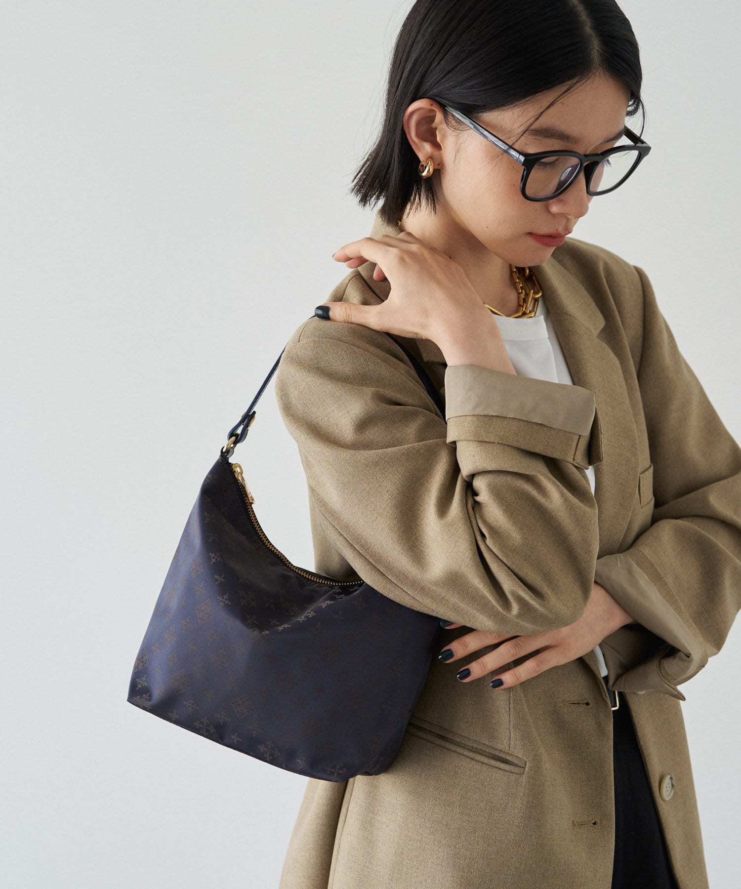 Simple Shoulder Bag (Nylon Jacquard)