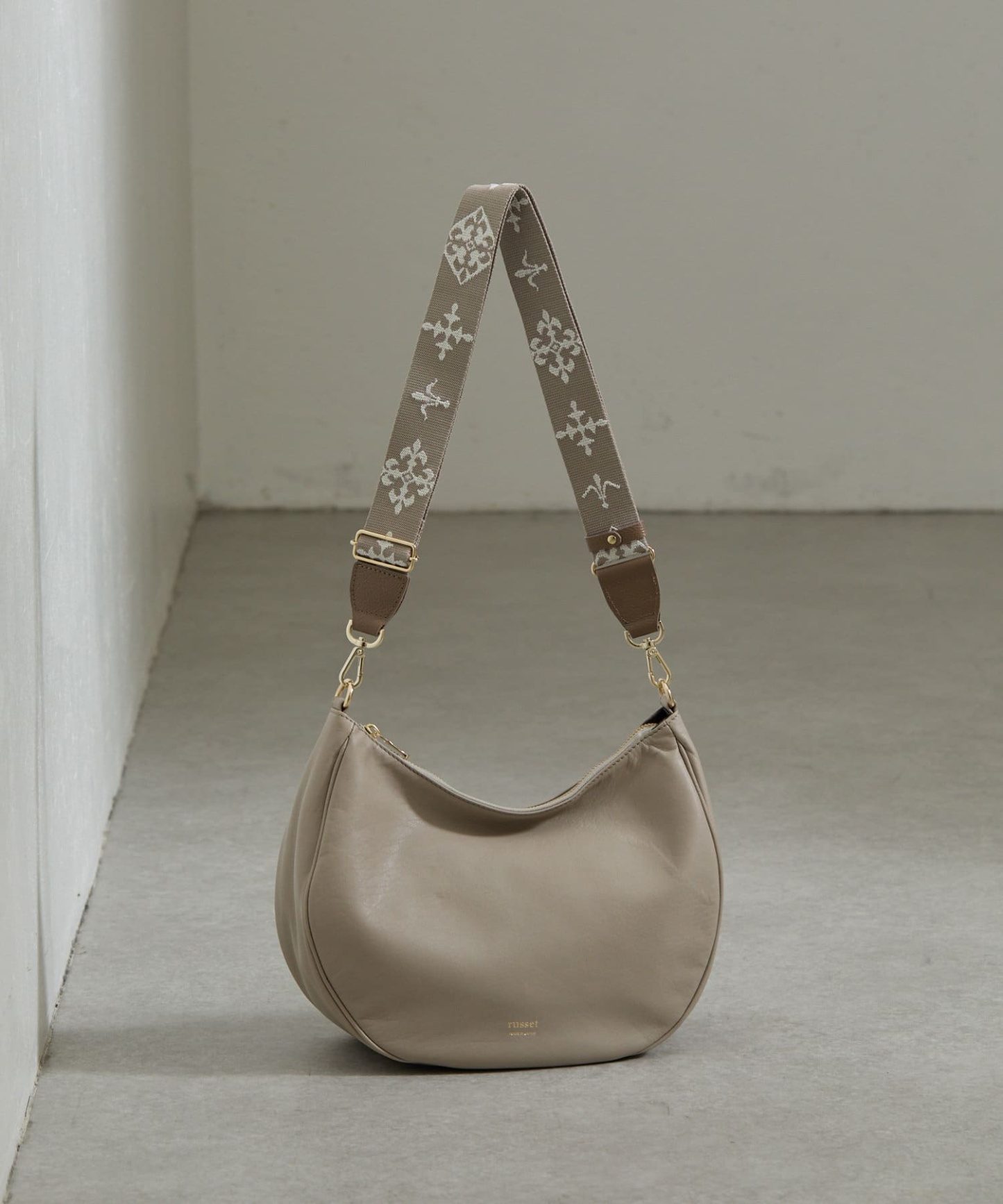 *4-6 WEEKS* (1447)Russet Soft leather 2-way shoulder bag