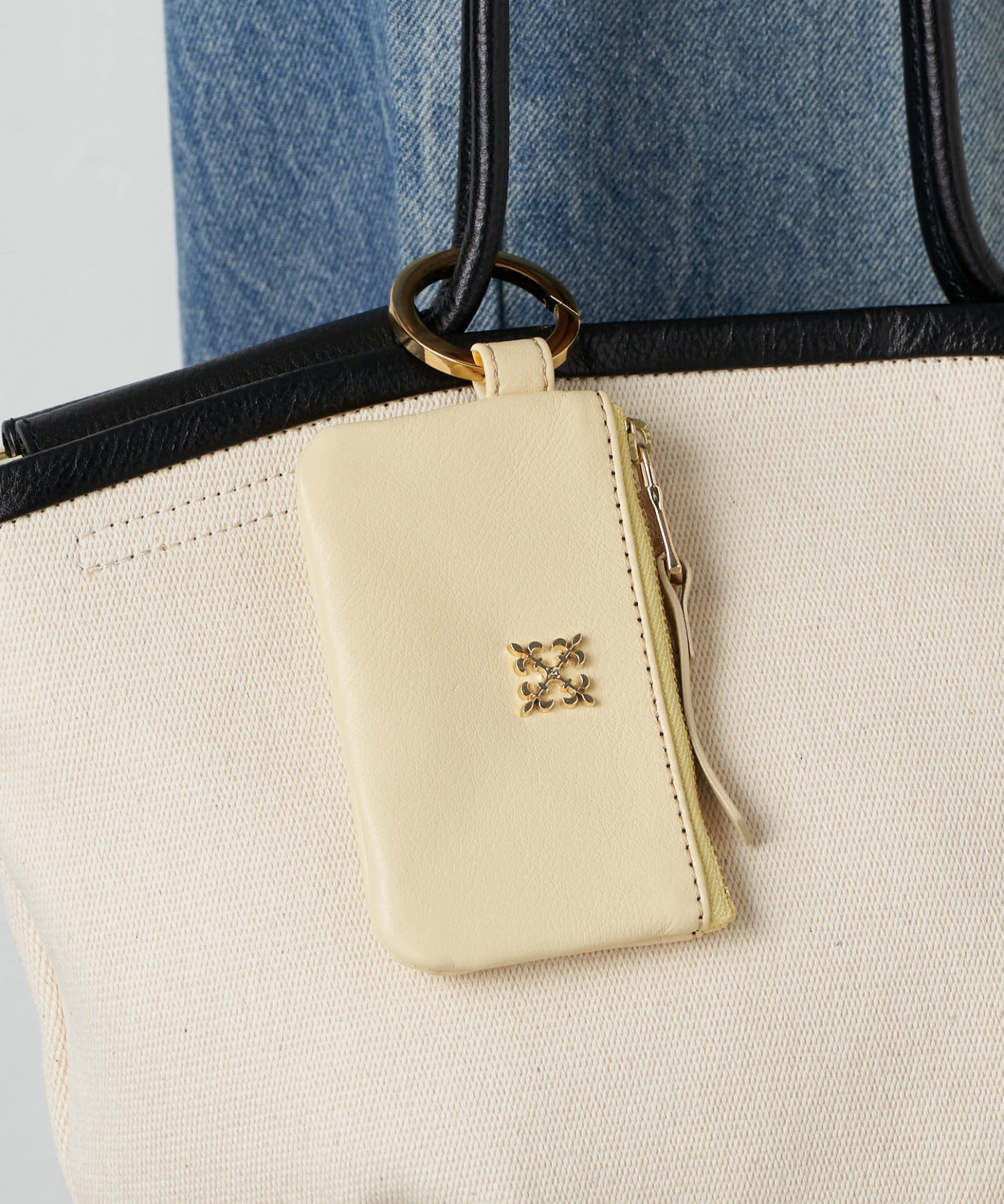 Russet Soft leather multi-case with carabiner