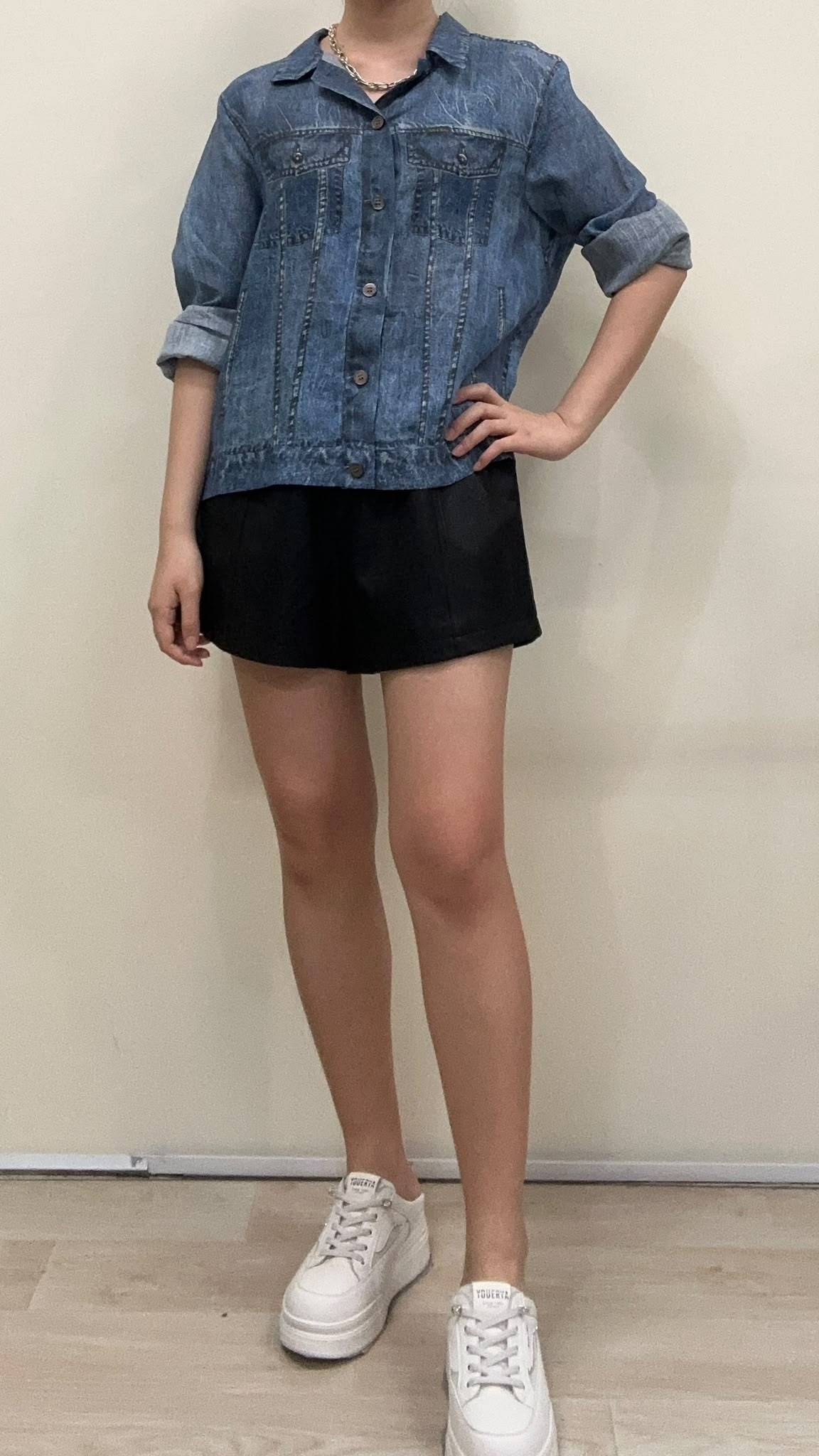 (D2525)Leather Shorts