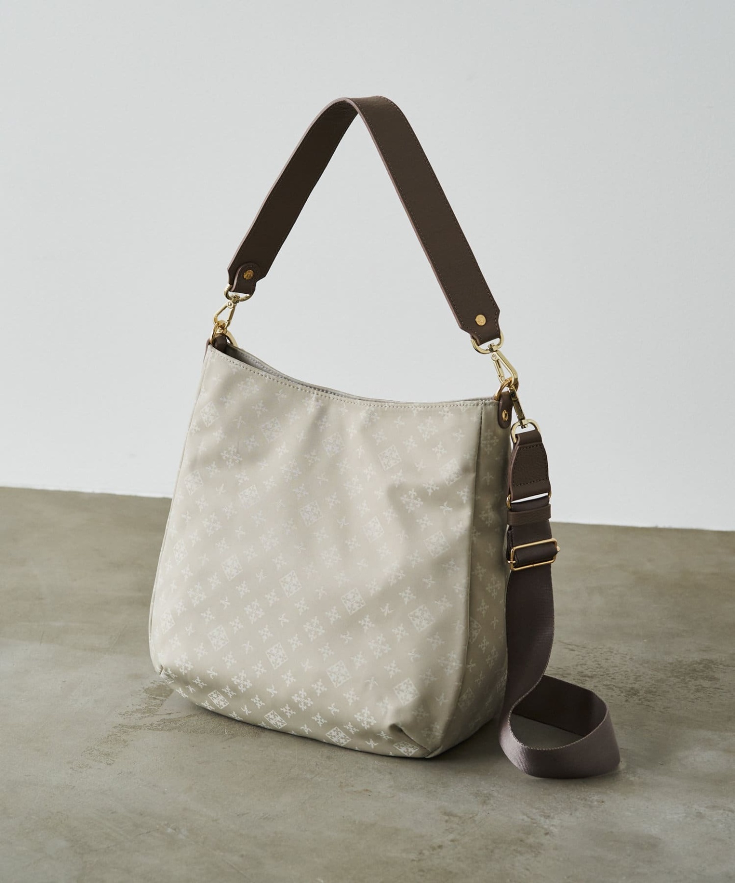 Russet Large Shoulder Bag (Nylon Jacquard)