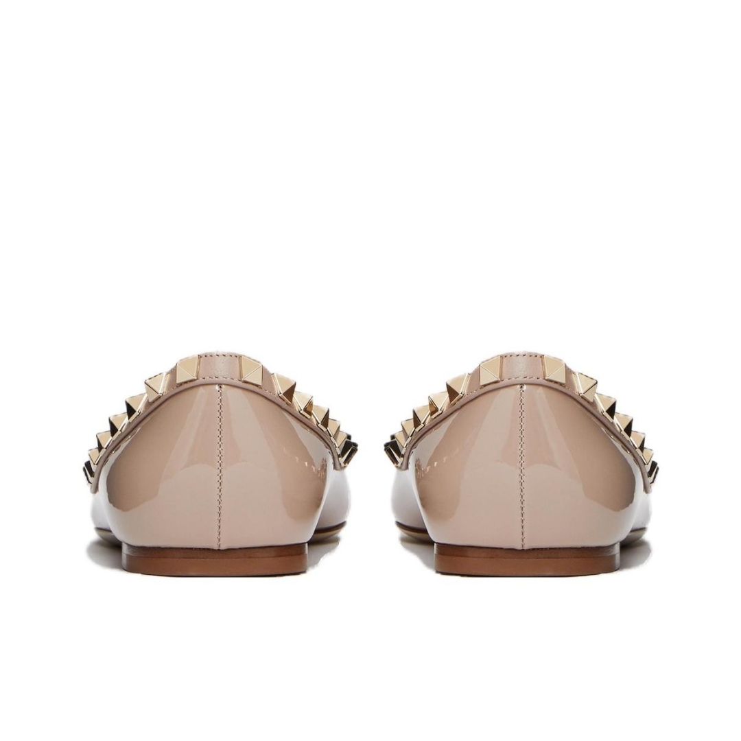 Valentino 漆皮鉚釘單鞋