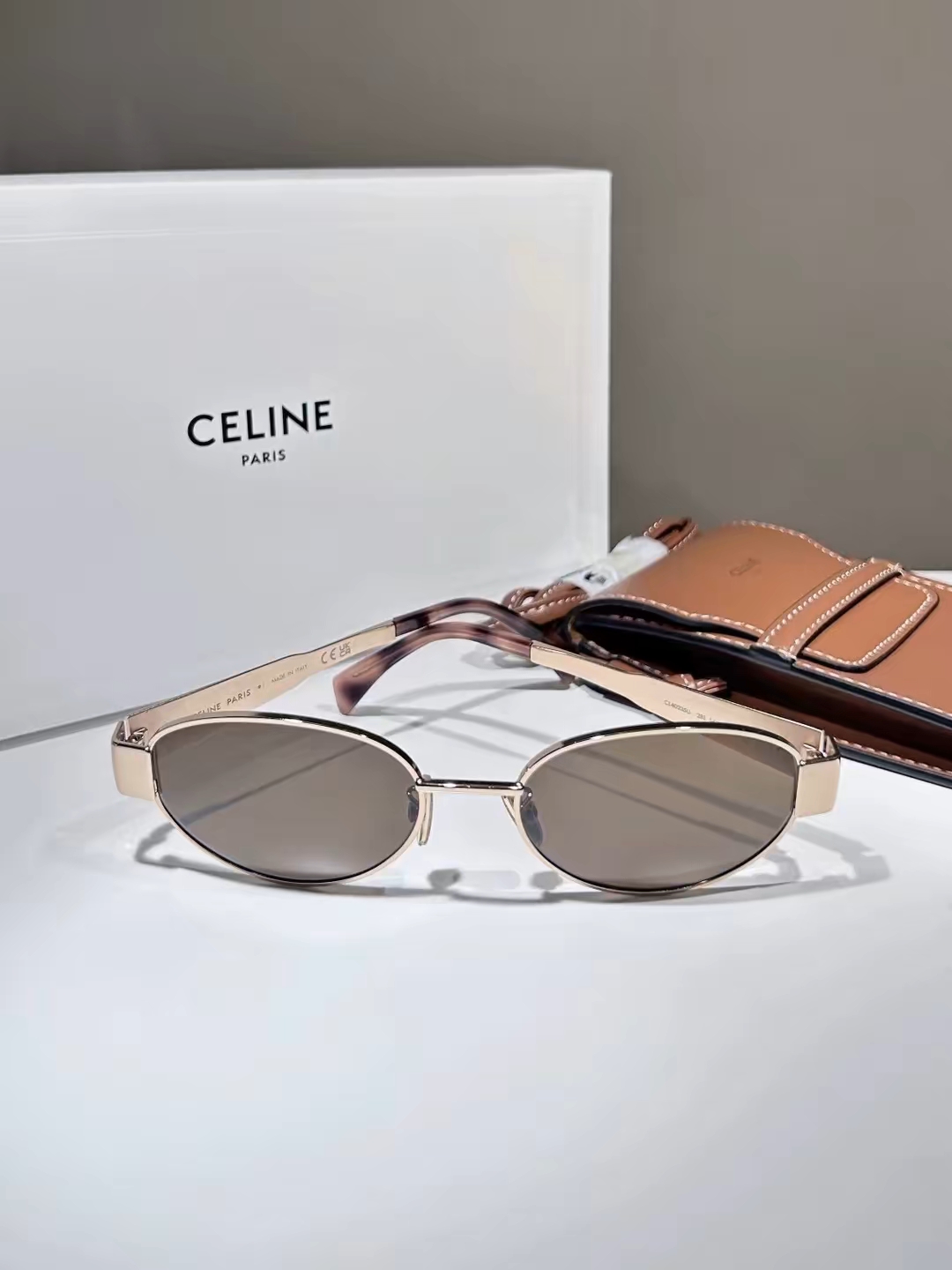 CELINE 雕刻logo橢圓太陽鏡