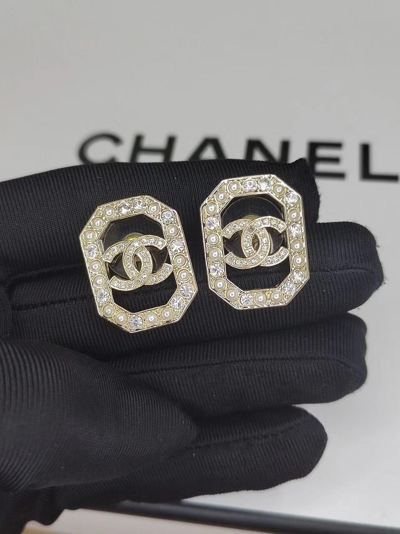 CHANE1 新作 ダブルC ダイヤモンド パール イヤリング【50％割引+送料無料】