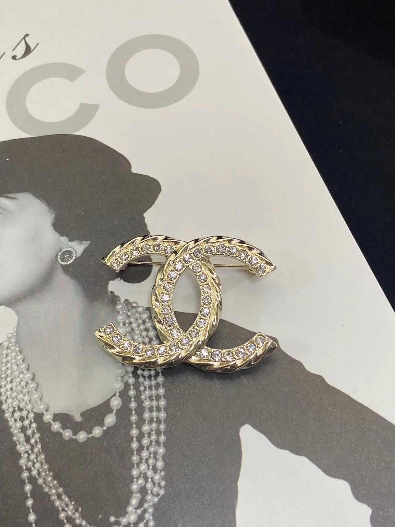 CHANE1 波形ダイヤモンドブローチ【50％割引+送料無料】