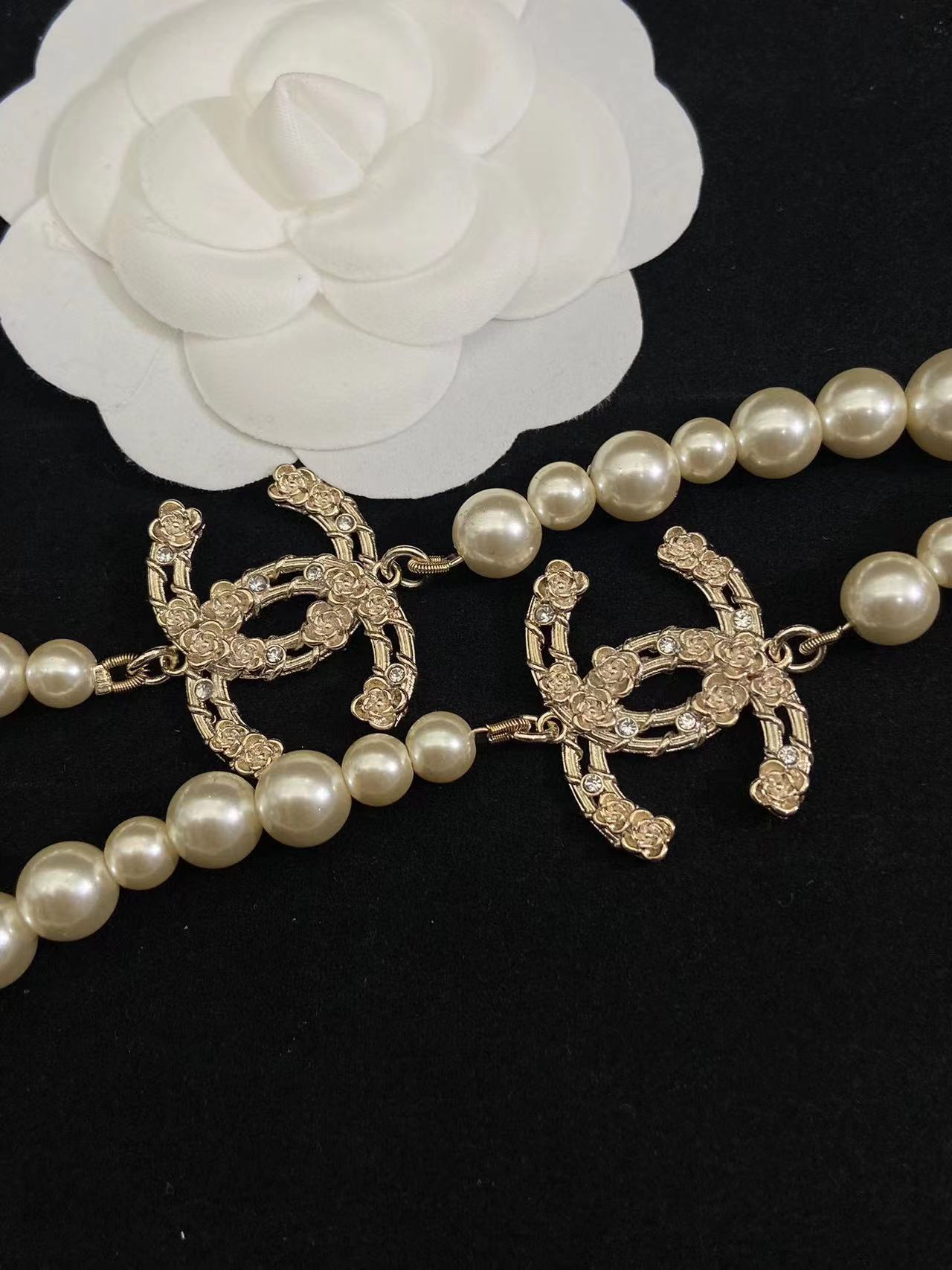 CHANE1 カメリア中空エンボスパールセーターチェーン【50％割引+送料無料】