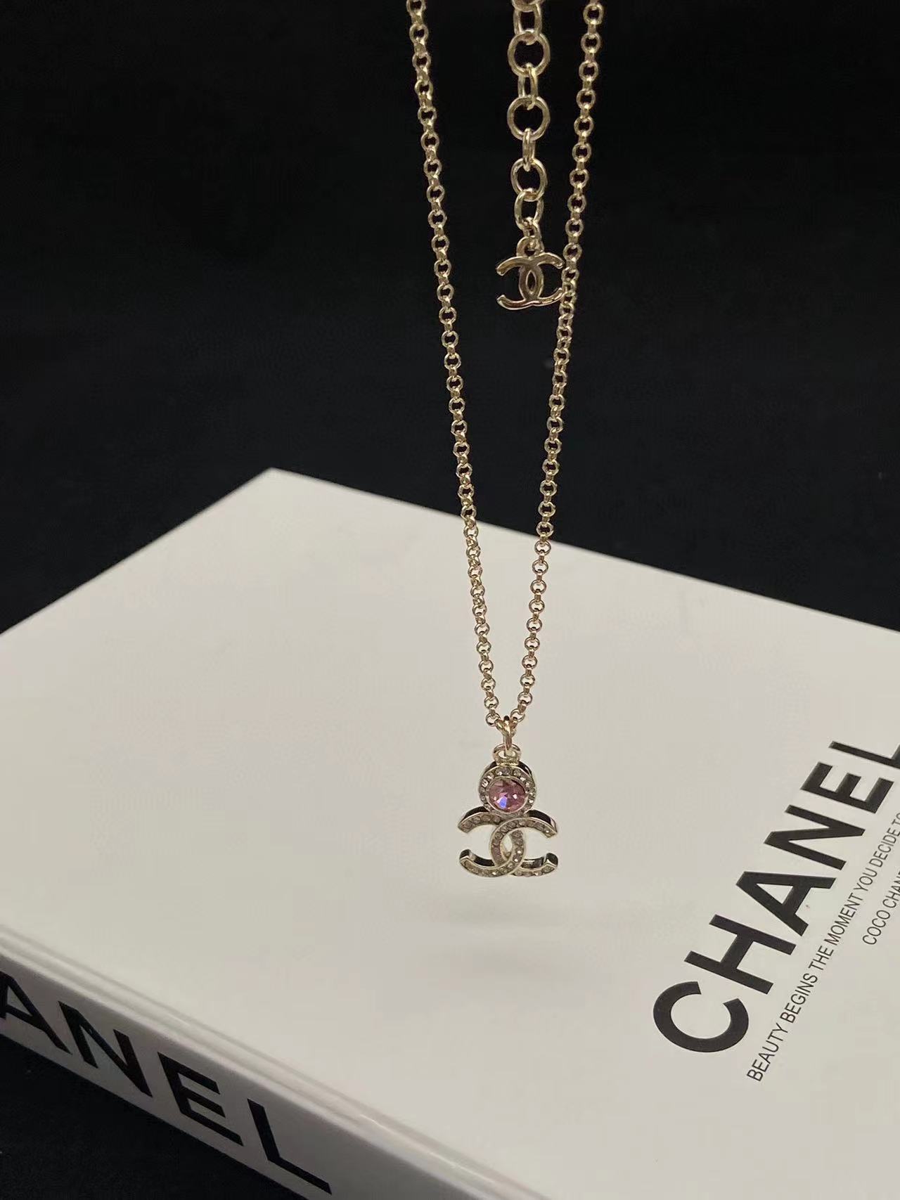 CHANE1 ピンク ダイヤモンド ダブル C ネックレス【50％割引+送料無料】