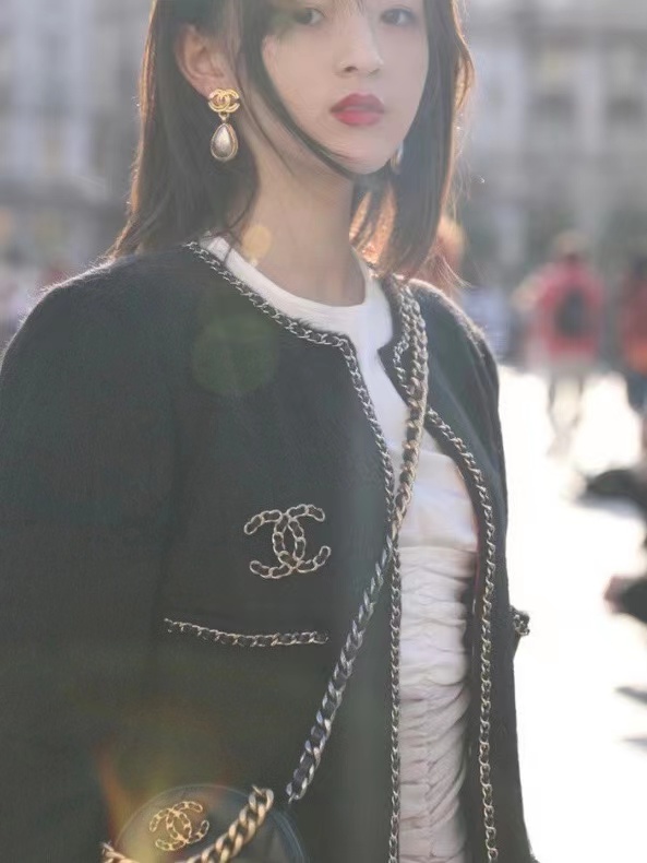 CHANE1 クラシックレザーブローチ【50％割引+送料無料】