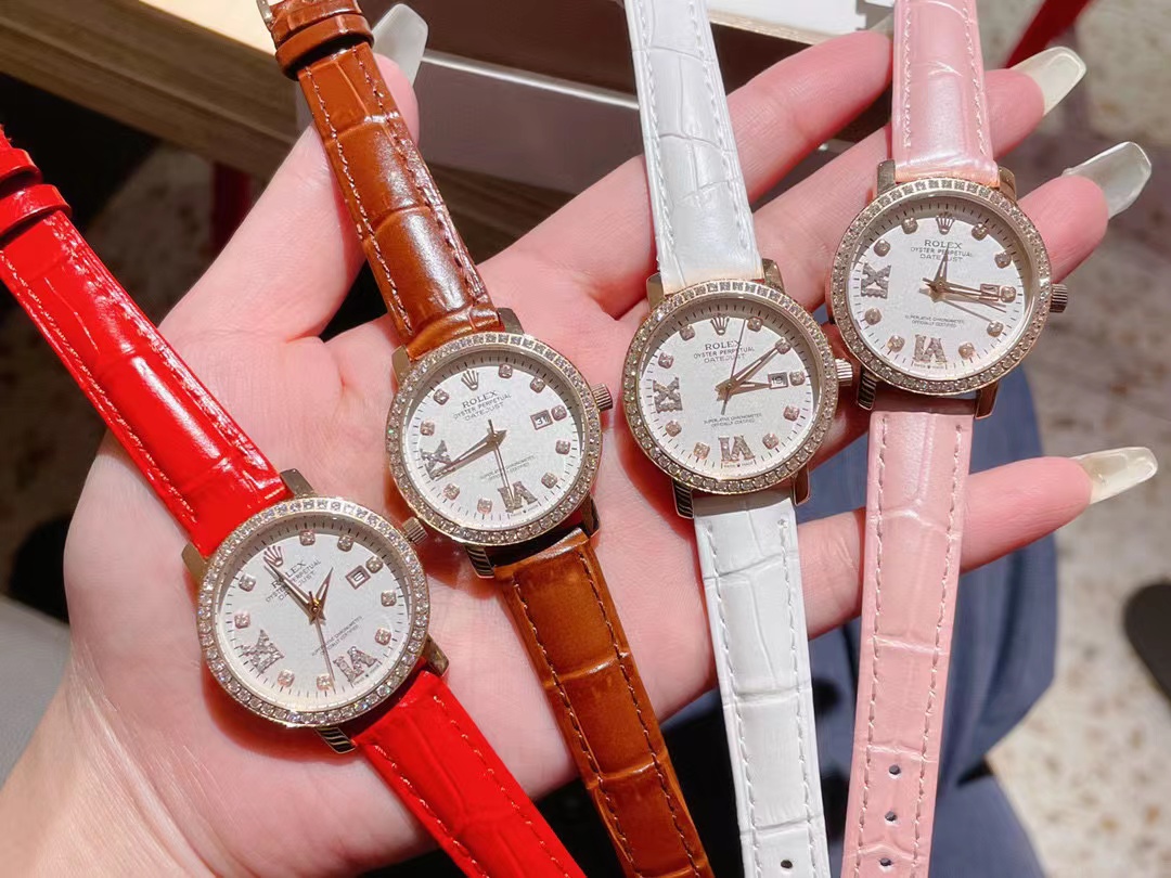 【RO1EX】牛革ダイヤモンドレディースウォッチ【50％割引+送料無料】