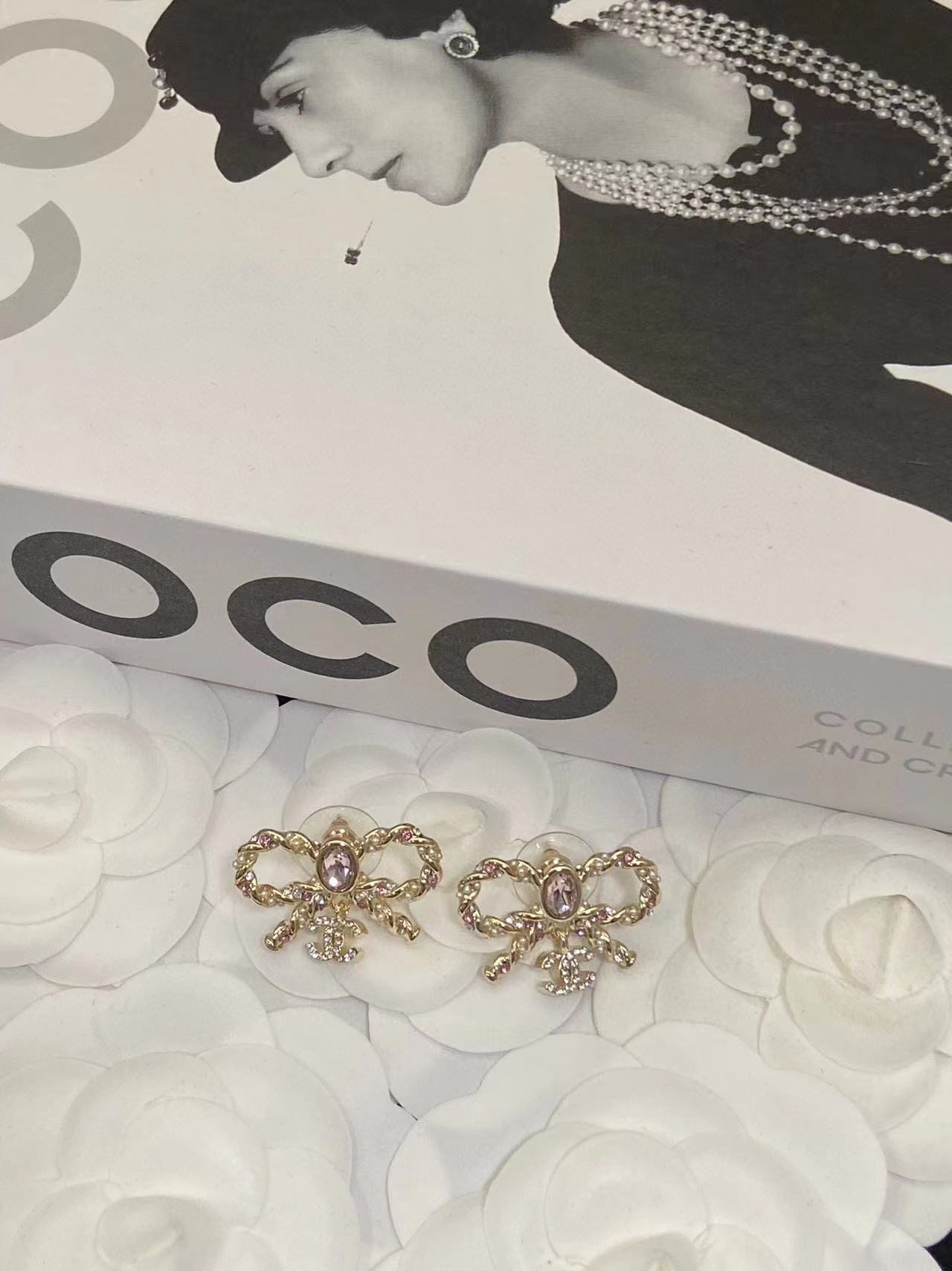 CHANE1 ボウ ダイヤモンド ピアス【50％割引+送料無料】